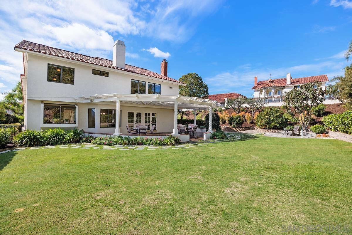 Detail Gallery Image 20 of 46 For 11930  Calle Suntuoso, San Diego,  CA 92128 - 5 Beds | 3 Baths