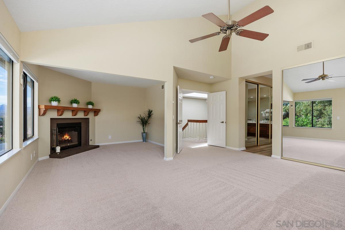 Detail Gallery Image 22 of 46 For 11930  Calle Suntuoso, San Diego,  CA 92128 - 5 Beds | 3 Baths