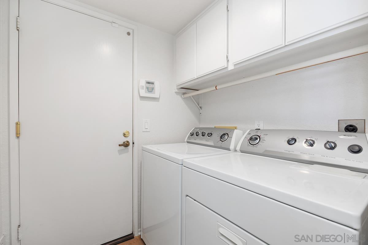 Detail Gallery Image 37 of 46 For 11930  Calle Suntuoso, San Diego,  CA 92128 - 5 Beds | 3 Baths