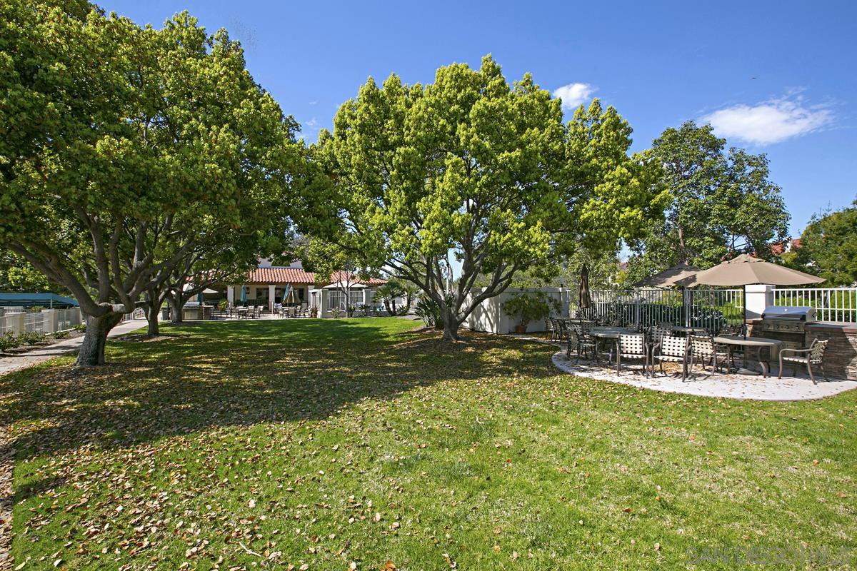 Detail Gallery Image 40 of 46 For 11930  Calle Suntuoso, San Diego,  CA 92128 - 5 Beds | 3 Baths