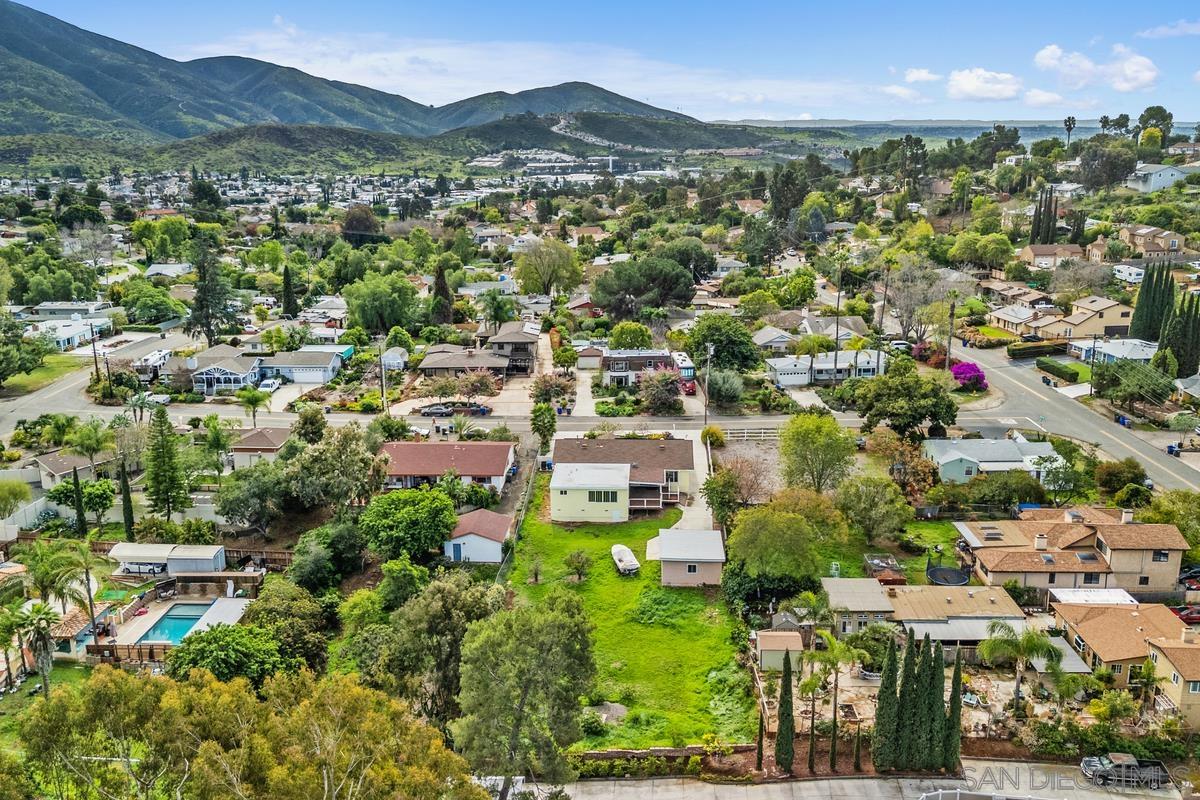 Detail Gallery Image 24 of 32 For 10620  Garden Way, Spring Valley,  CA 91978 - 4 Beds | 3 Baths