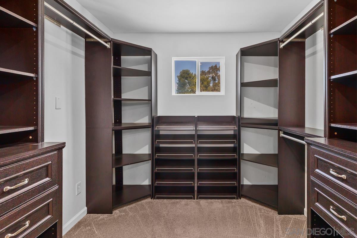 Detail Gallery Image 9 of 32 For 10620  Garden Way, Spring Valley,  CA 91978 - 4 Beds | 3 Baths