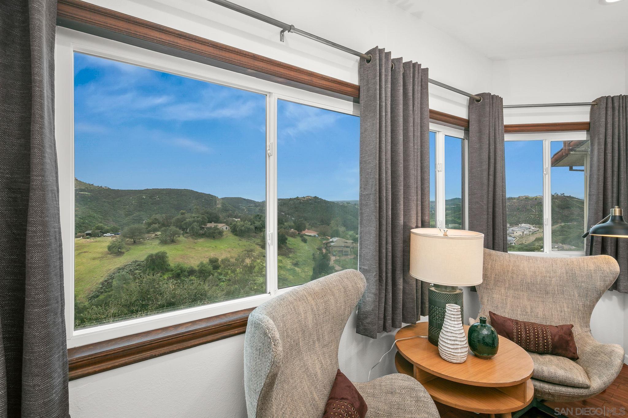 Detail Gallery Image 35 of 72 For 29509  Hoxie Ranch Rd, Vista,  CA 92084 - 3 Beds | 3/1 Baths