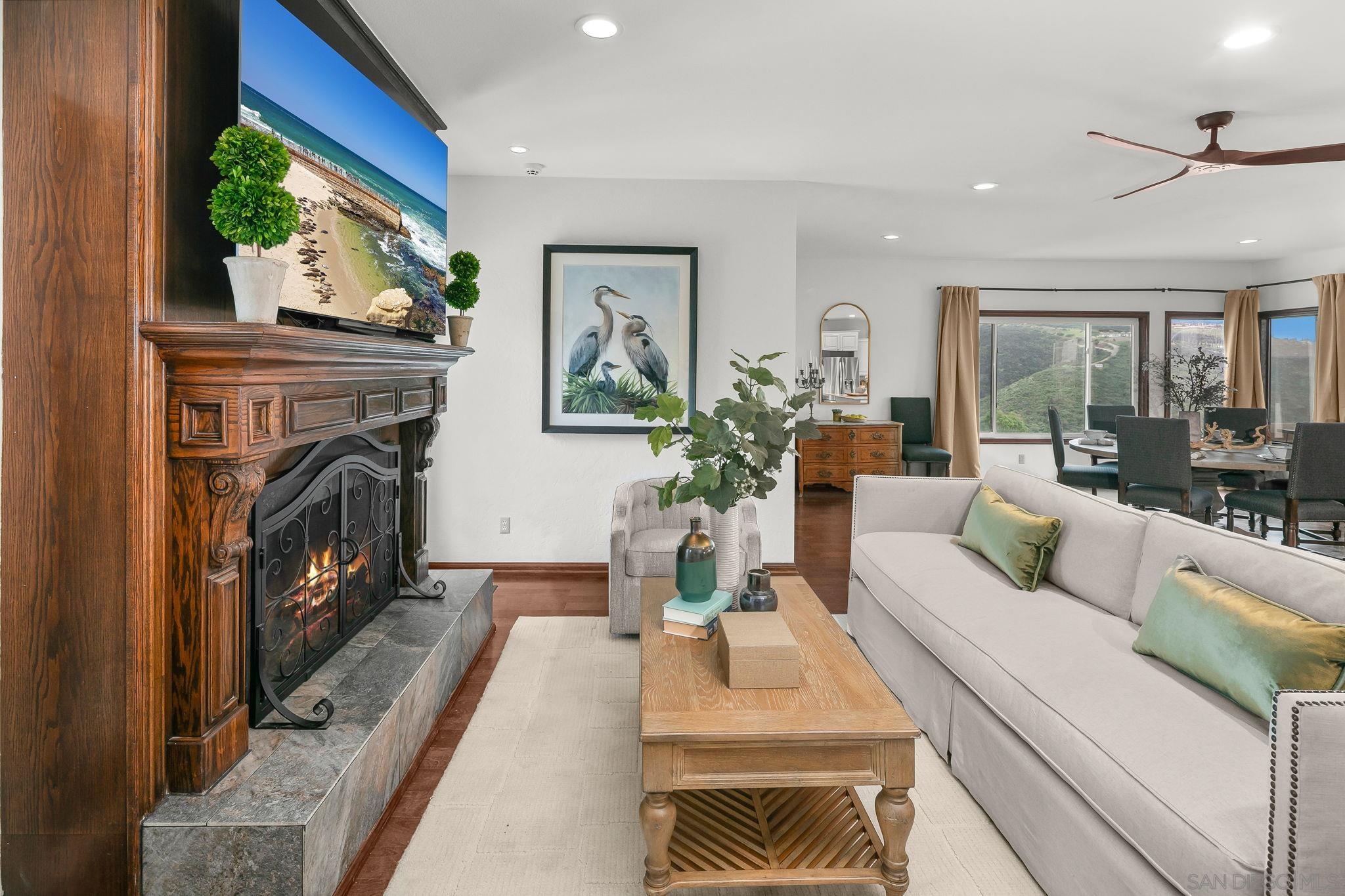 Detail Gallery Image 8 of 72 For 29509  Hoxie Ranch Rd, Vista,  CA 92084 - 3 Beds | 3/1 Baths