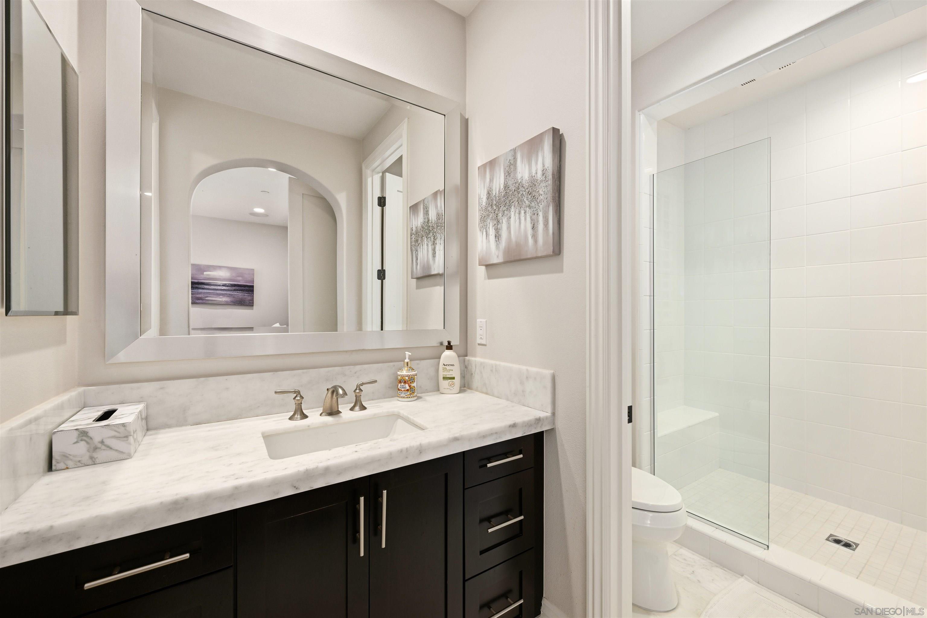 Detail Gallery Image 28 of 43 For 14849  Chesfield Ct, San Diego,  CA 92127 - 5 Beds | 5/1 Baths