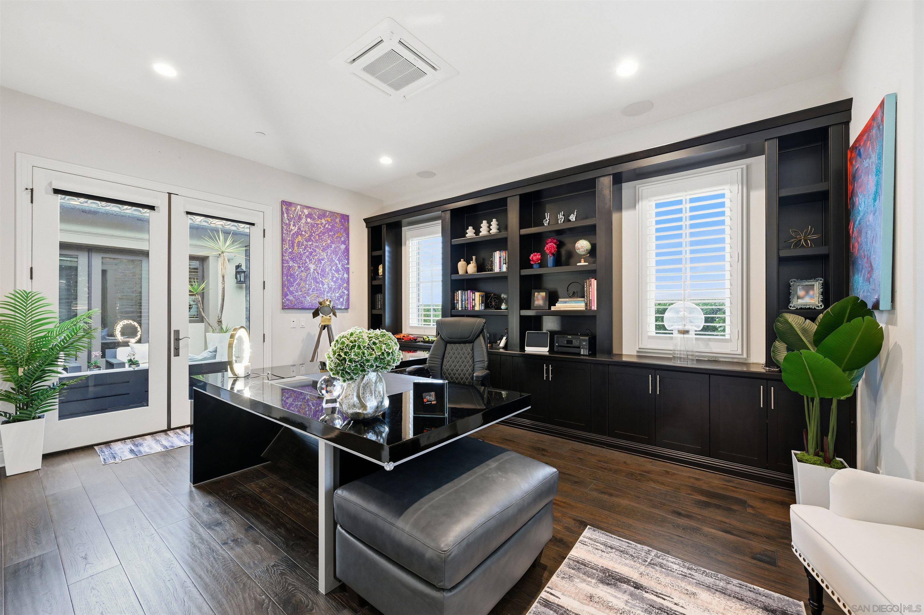 Detail Gallery Image 29 of 43 For 14849  Chesfield Ct, San Diego,  CA 92127 - 5 Beds | 5/1 Baths