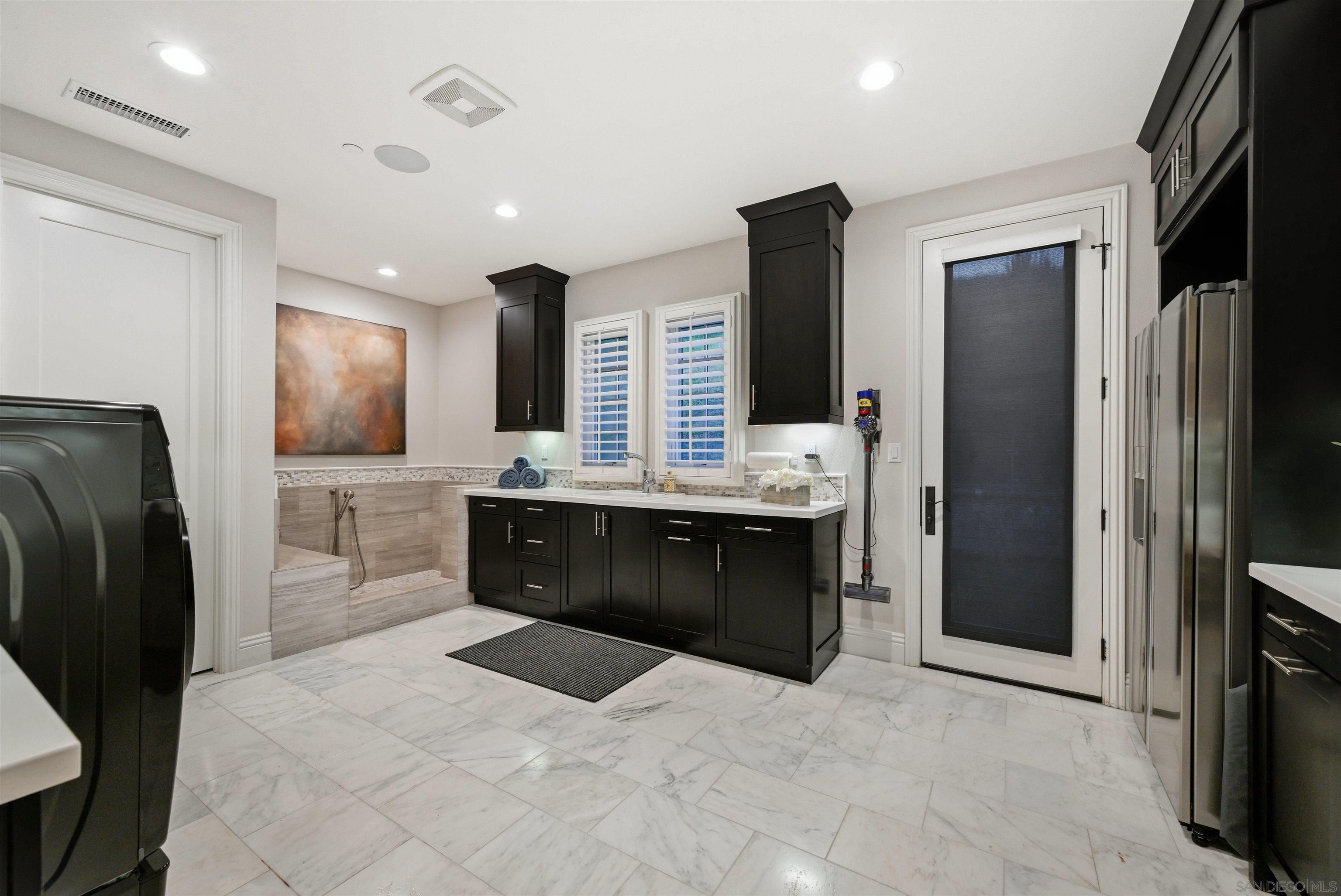 Detail Gallery Image 31 of 43 For 14849  Chesfield Ct, San Diego,  CA 92127 - 5 Beds | 5/1 Baths
