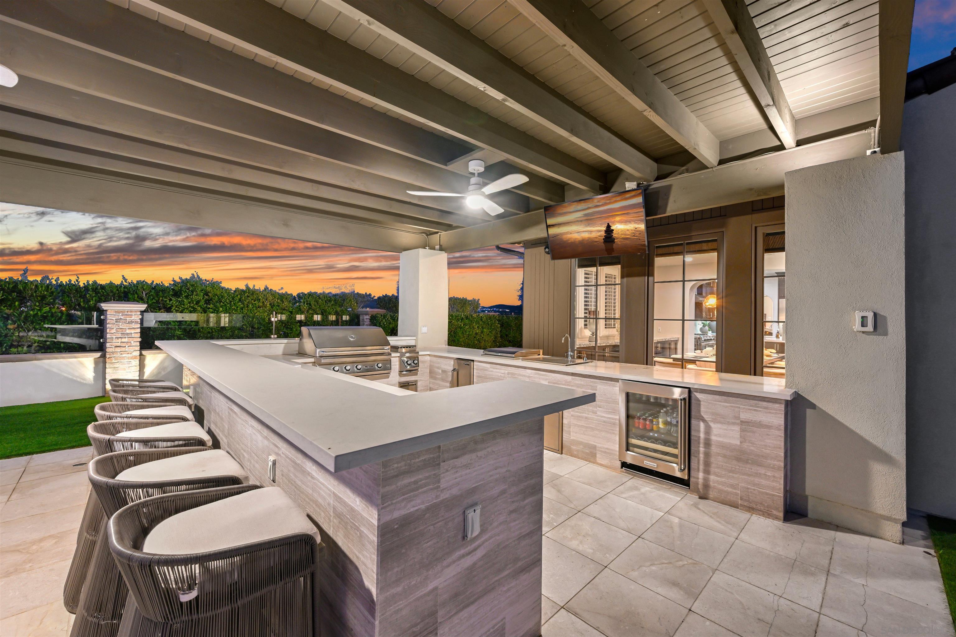 Detail Gallery Image 33 of 43 For 14849  Chesfield Ct, San Diego,  CA 92127 - 5 Beds | 5/1 Baths