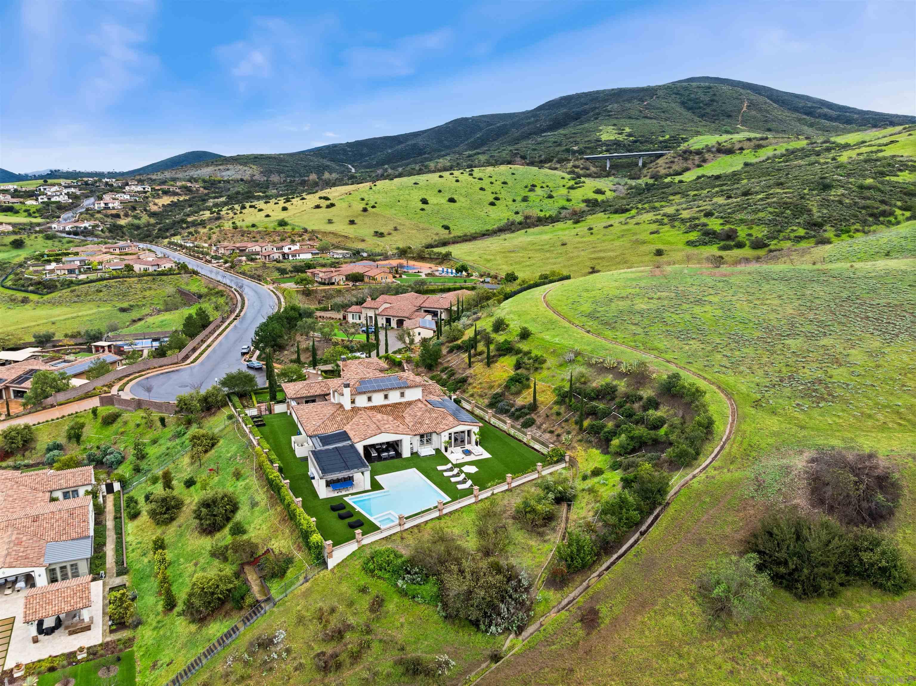 Detail Gallery Image 41 of 43 For 14849  Chesfield Ct, San Diego,  CA 92127 - 5 Beds | 5/1 Baths