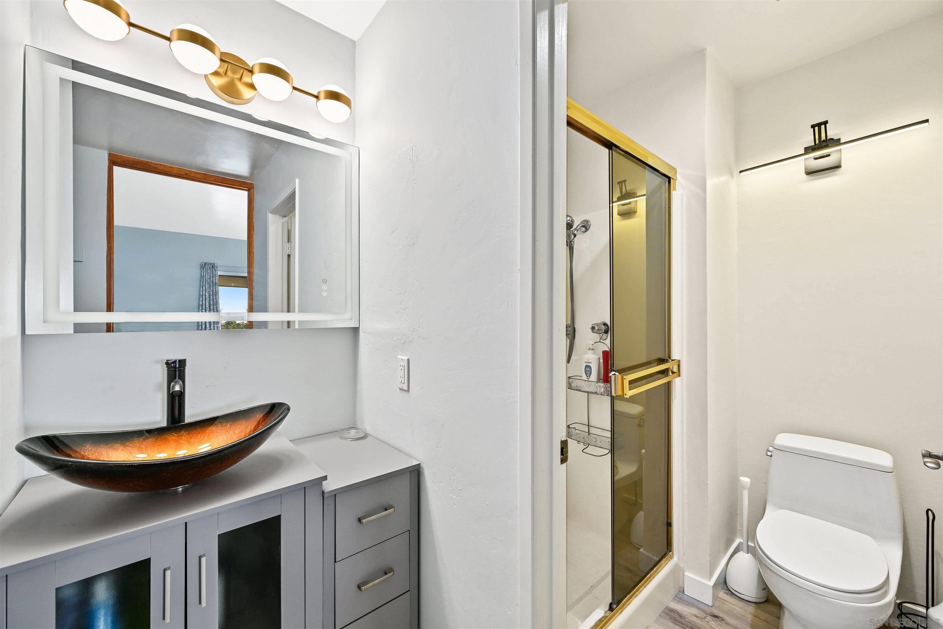 Detail Gallery Image 11 of 29 For 1855  Diamond St  #5-327,  San Diego,  CA 92109 - 1 Beds | 2 Baths