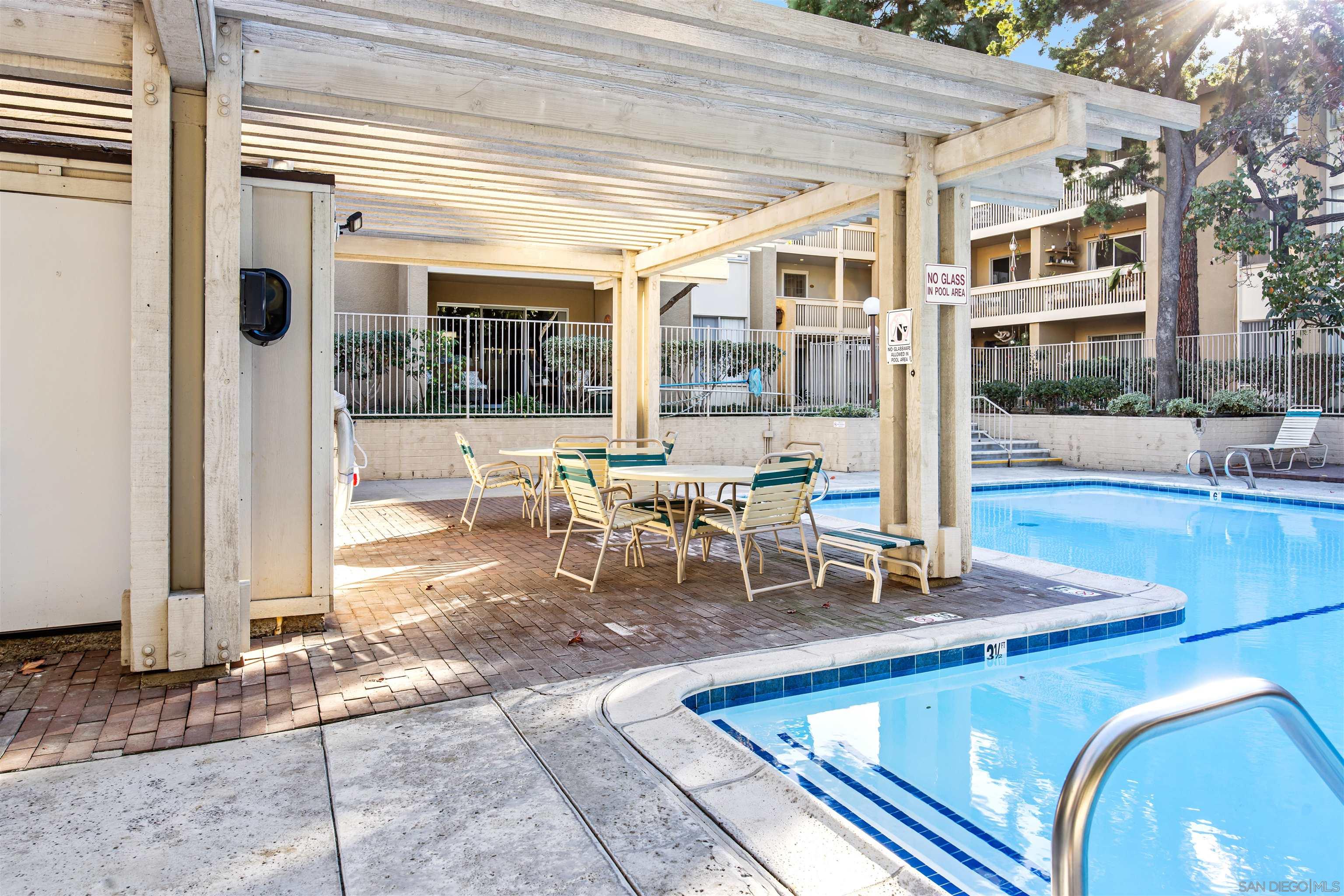 Detail Gallery Image 23 of 29 For 1855  Diamond St  #5-327,  San Diego,  CA 92109 - 1 Beds | 2 Baths