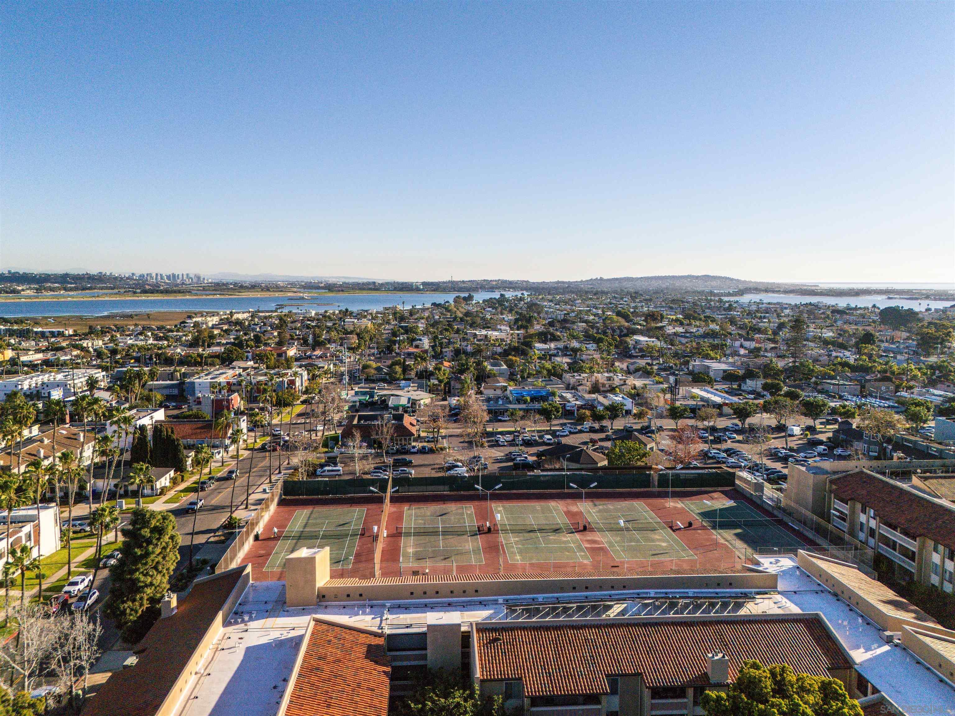 Detail Gallery Image 27 of 29 For 1855  Diamond St  #5-327,  San Diego,  CA 92109 - 1 Beds | 2 Baths