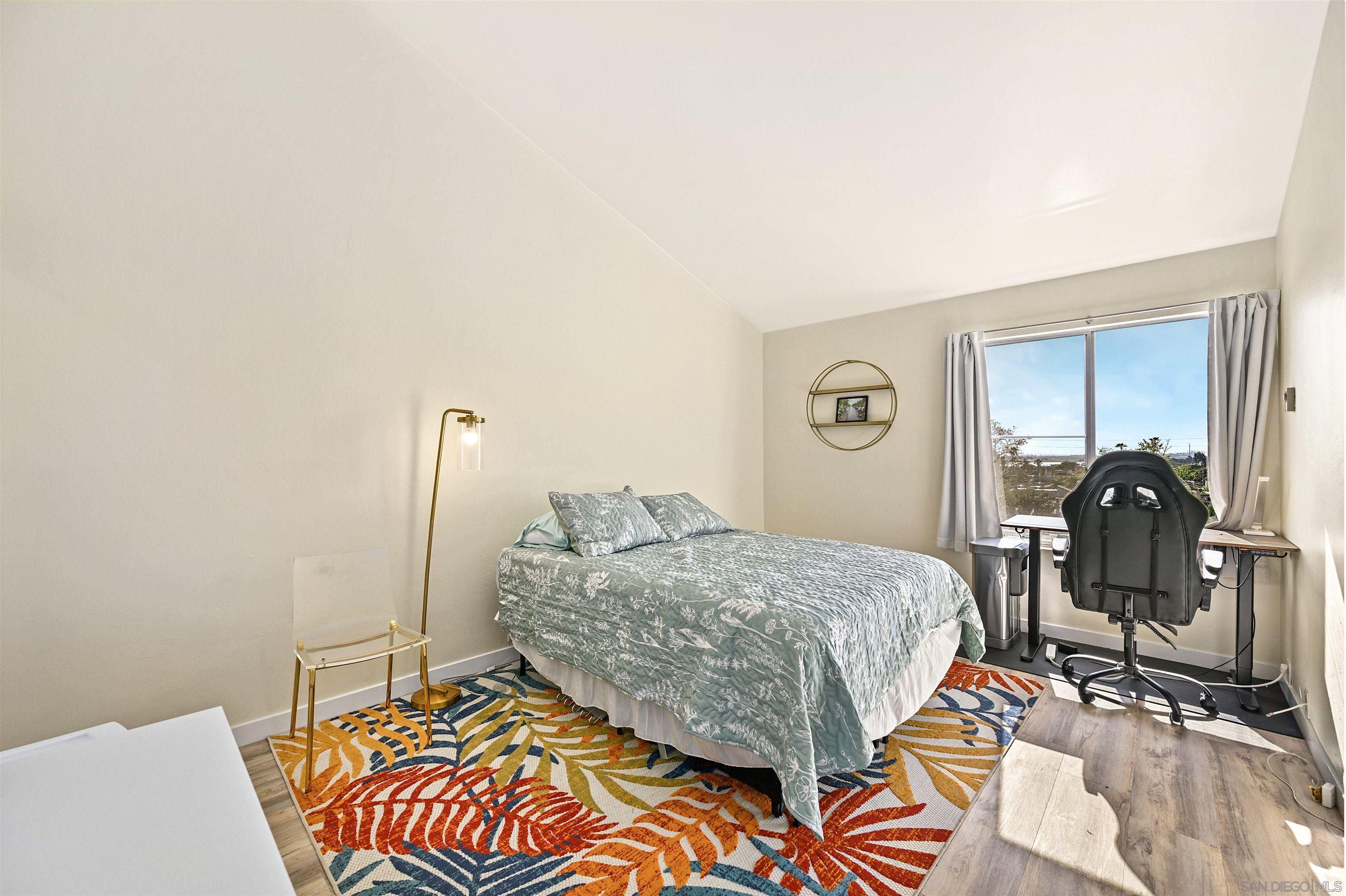 Detail Gallery Image 7 of 29 For 1855  Diamond St  #5-327,  San Diego,  CA 92109 - 1 Beds | 2 Baths
