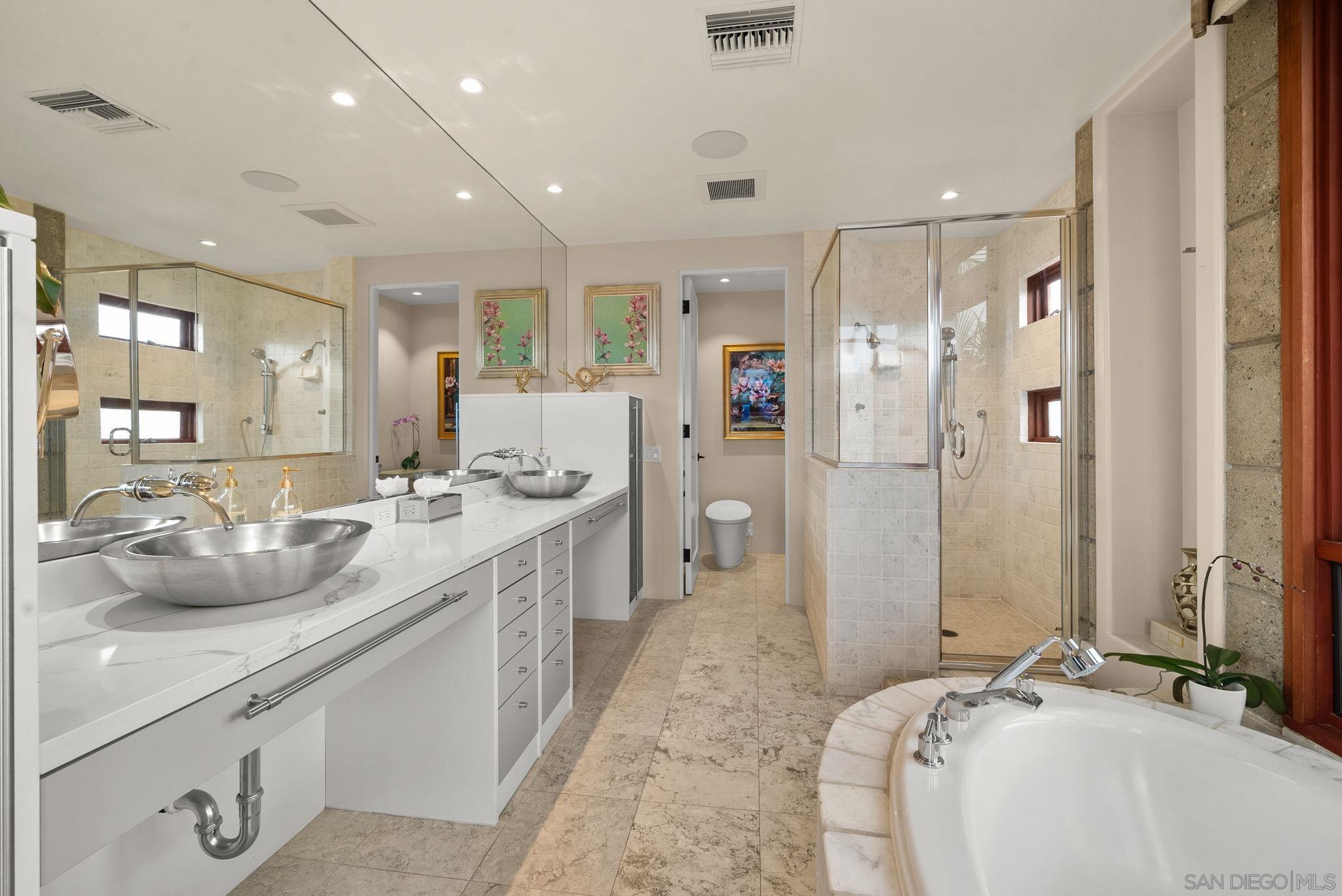 Detail Gallery Image 16 of 35 For 257  Playa Del Sur, La Jolla,  CA 92037 - 4 Beds | 4/1 Baths