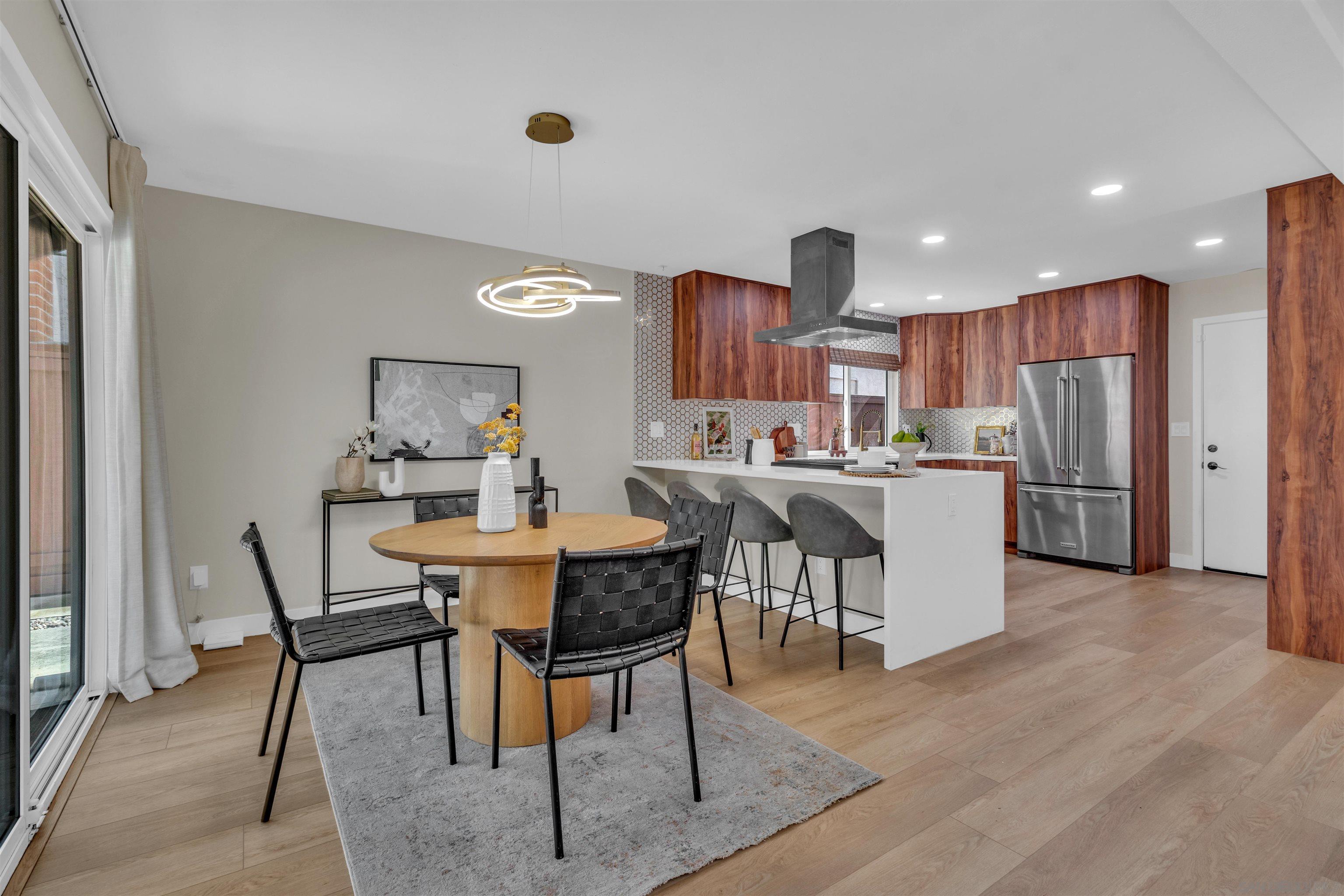 Detail Gallery Image 7 of 50 For 13070  Roundup Ave, San Diego,  CA 92129 - 4 Beds | 4 Baths