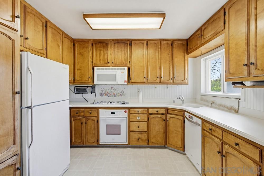 Detail Gallery Image 5 of 50 For 4460  Alamo Way, San Diego,  CA 92115 - 3 Beds | 2 Baths