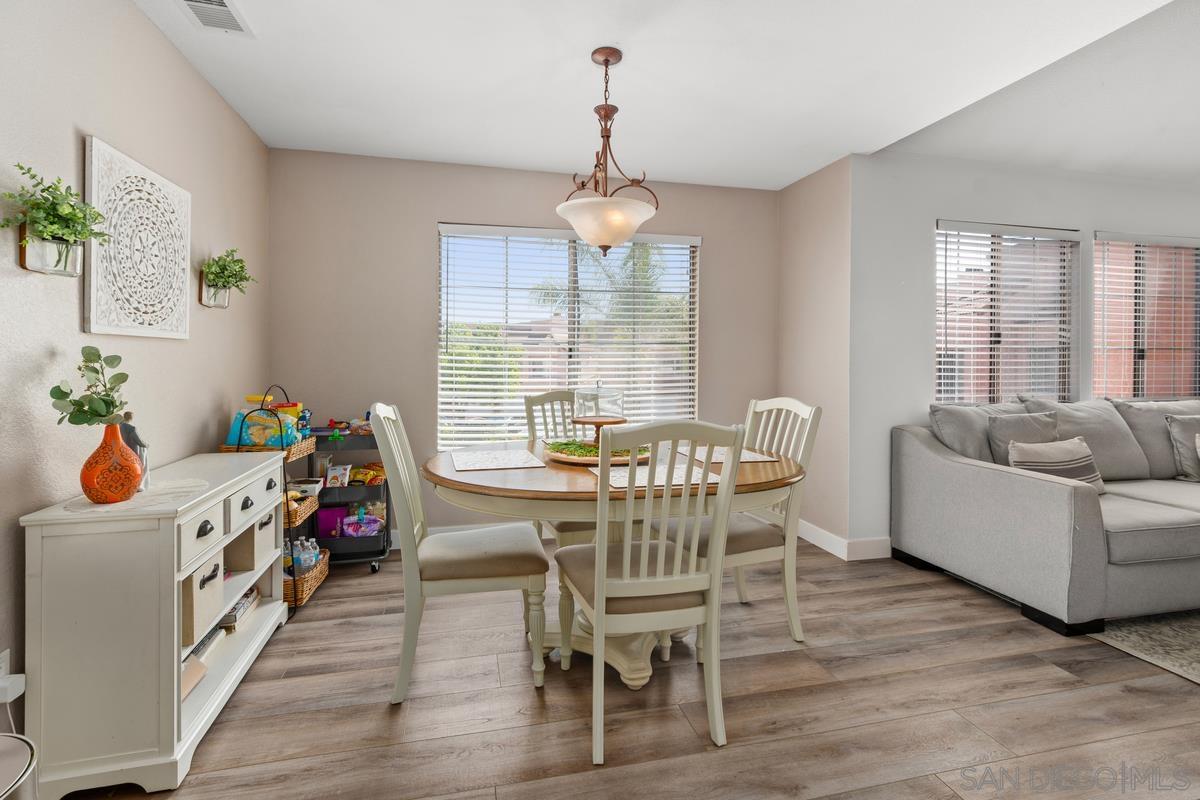 Detail Gallery Image 10 of 23 For 12083  Calle De Montana  #219,  El Cajon,  CA 92019 - 2 Beds | 1 Baths