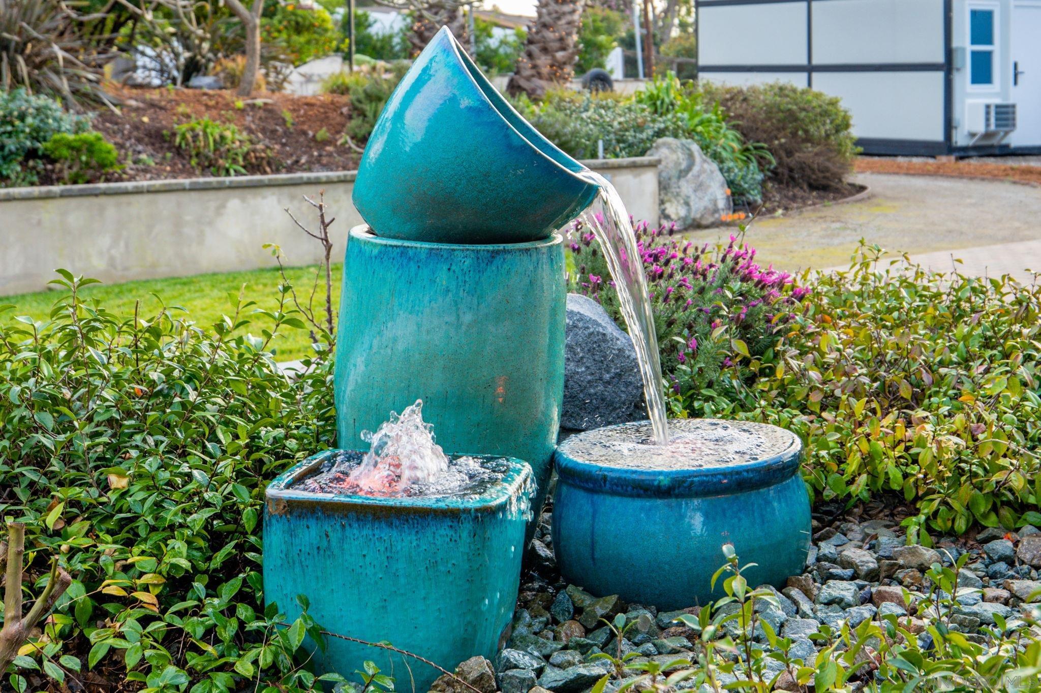 Detail Gallery Image 23 of 75 For 1441 E Taylor St, Vista,  CA 92084 - 3 Beds | 3 Baths