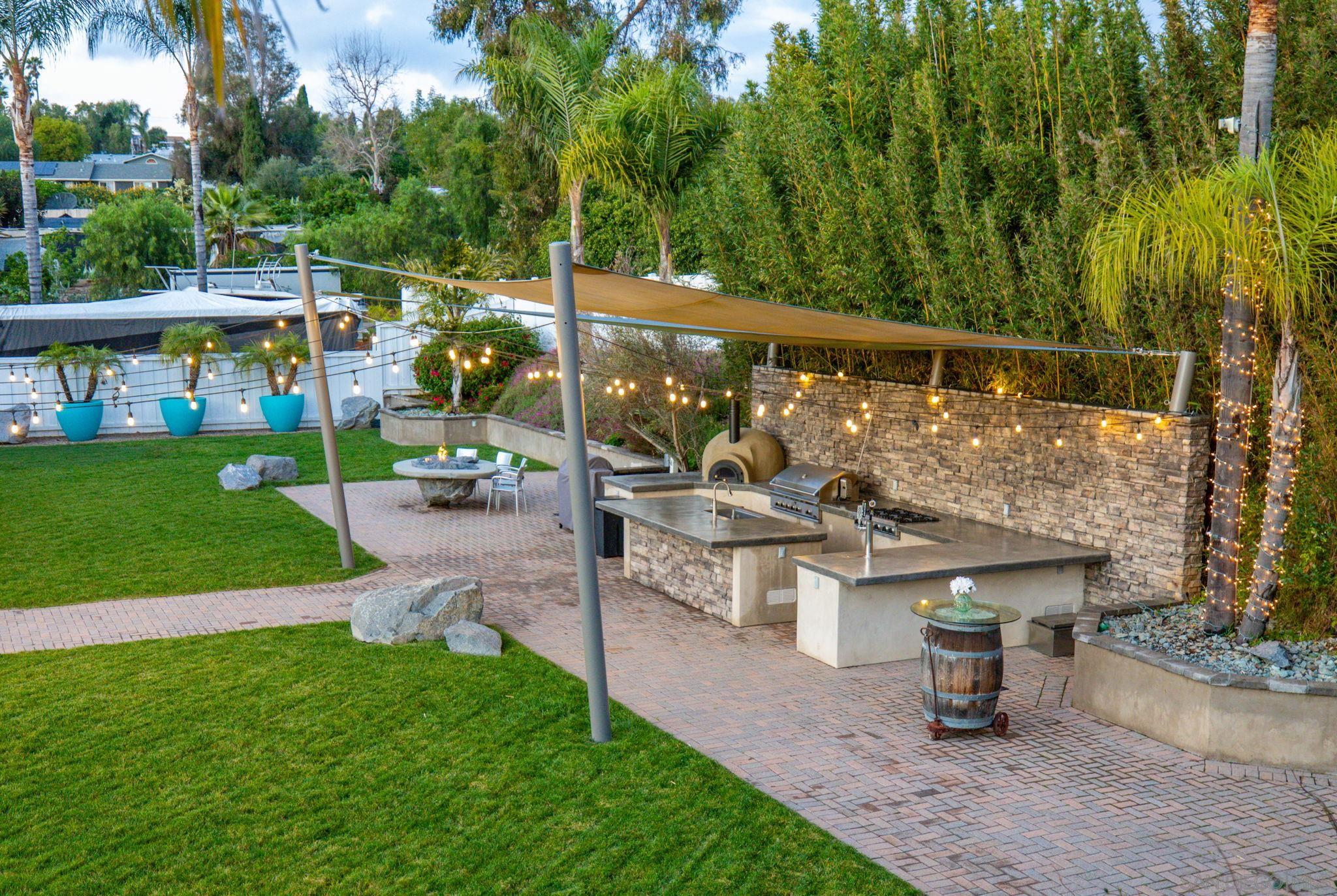 Detail Gallery Image 36 of 75 For 1441 E Taylor St, Vista,  CA 92084 - 3 Beds | 3 Baths