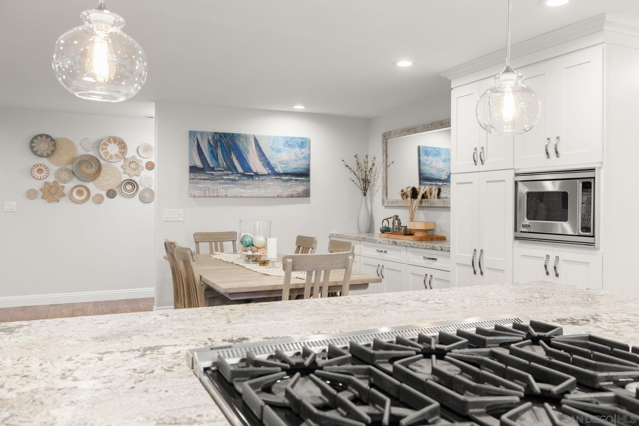 Detail Gallery Image 43 of 75 For 1441 E Taylor St, Vista,  CA 92084 - 3 Beds | 3 Baths