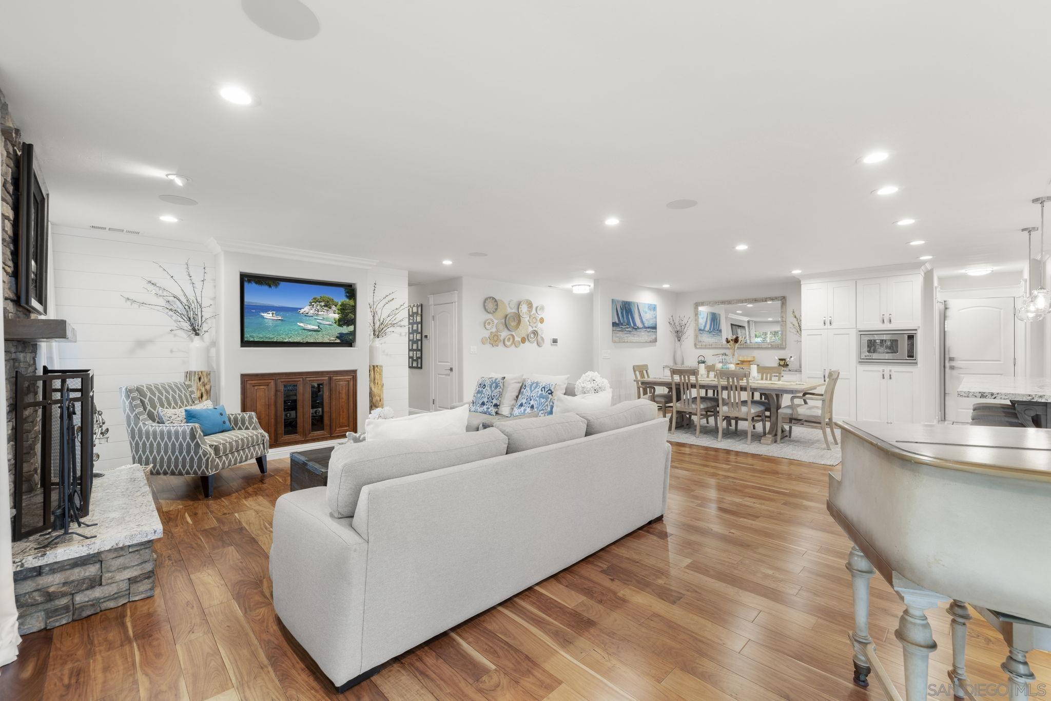 Detail Gallery Image 44 of 75 For 1441 E Taylor St, Vista,  CA 92084 - 3 Beds | 3 Baths