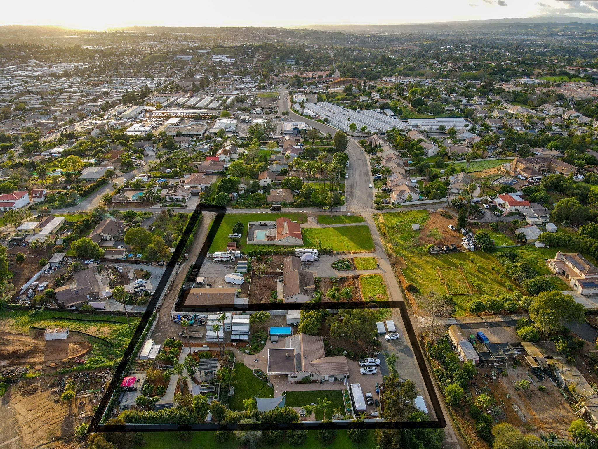 Detail Gallery Image 65 of 75 For 1441 E Taylor St, Vista,  CA 92084 - 3 Beds | 3 Baths