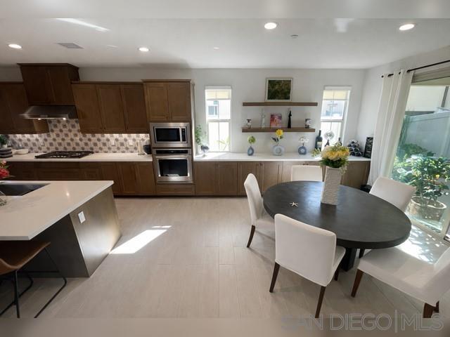 Detail Gallery Image 7 of 20 For 751  Merit Dr, San Marcos,  CA 92078 - 4 Beds | 3 Baths