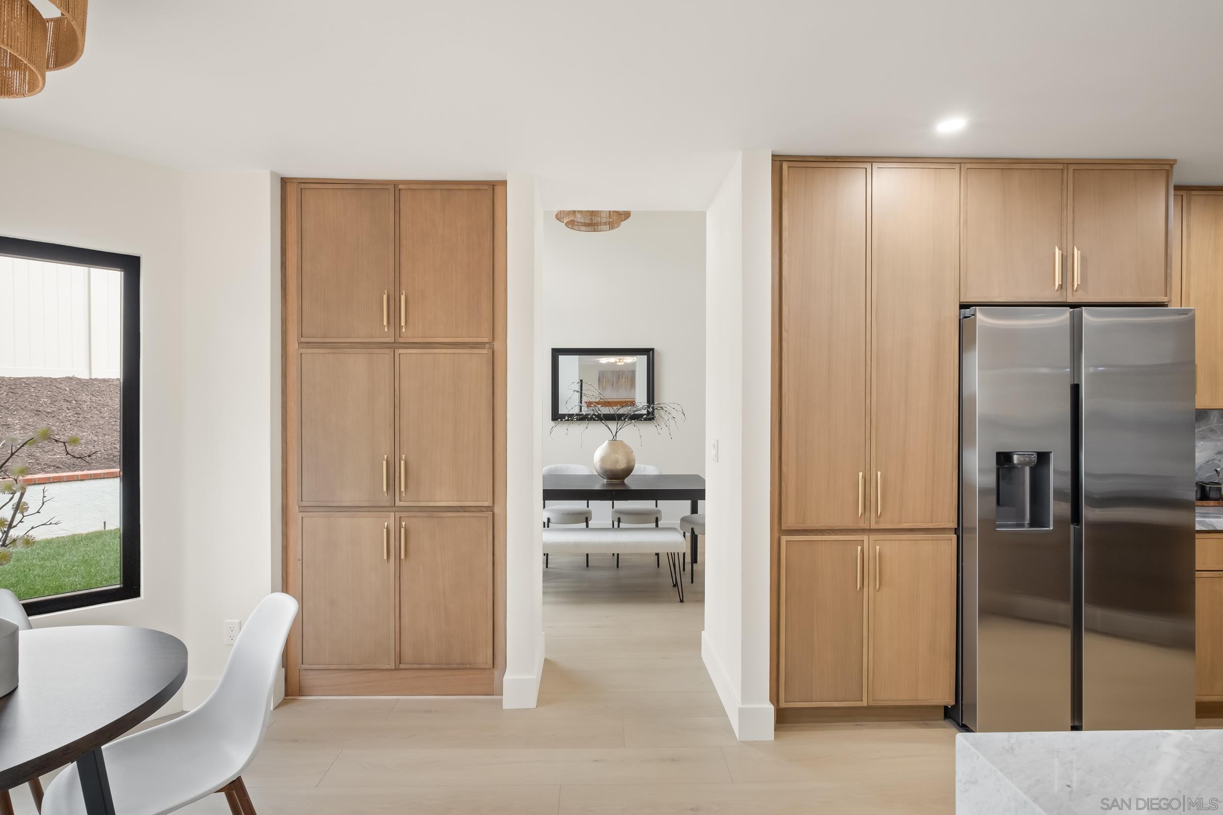 Detail Gallery Image 14 of 49 For 11579  Lorirae Pl, San Diego,  CA 92126 - 5 Beds | 3 Baths