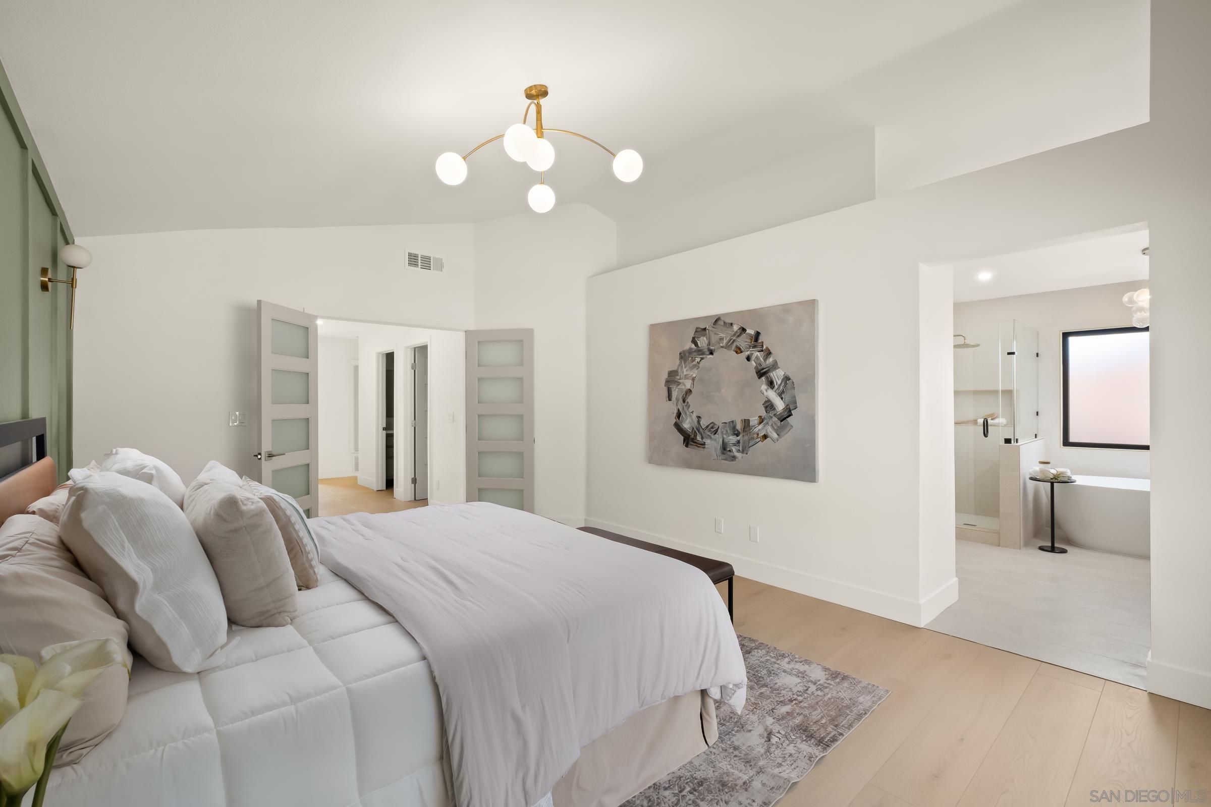 Detail Gallery Image 27 of 49 For 11579  Lorirae Pl, San Diego,  CA 92126 - 5 Beds | 3 Baths