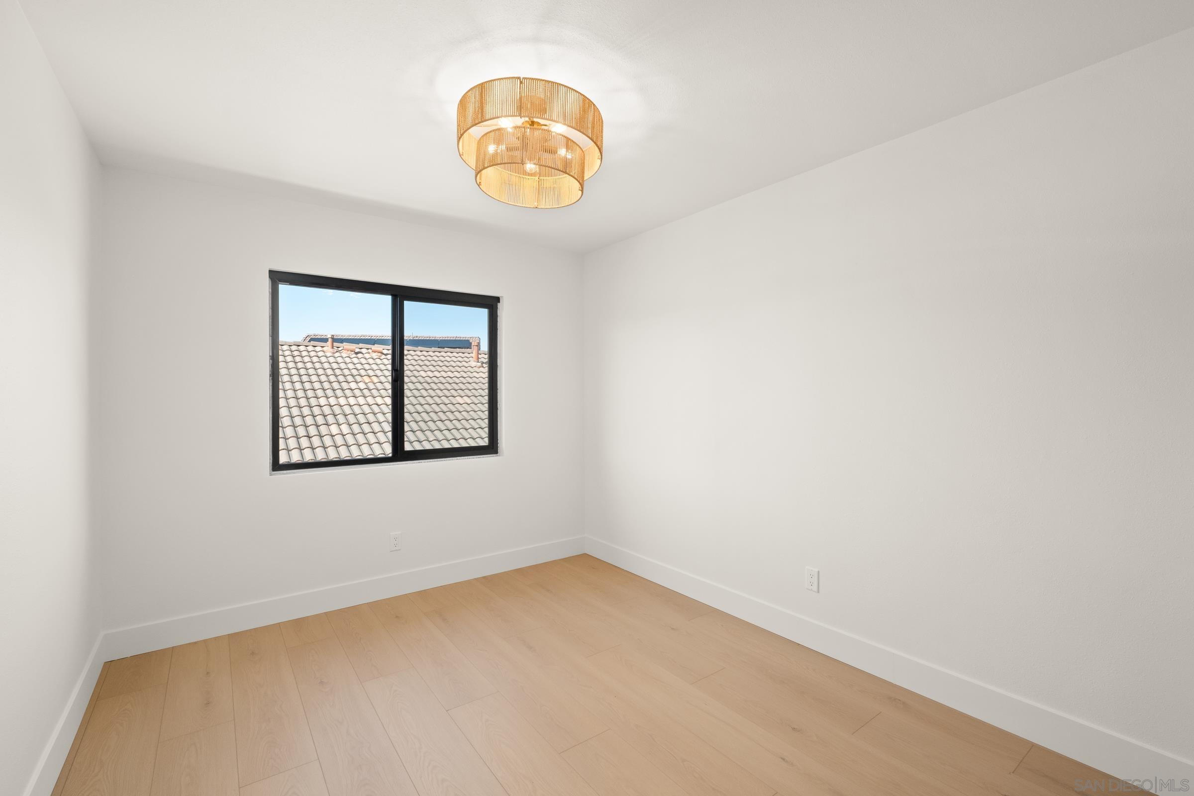 Detail Gallery Image 40 of 49 For 11579  Lorirae Pl, San Diego,  CA 92126 - 5 Beds | 3 Baths