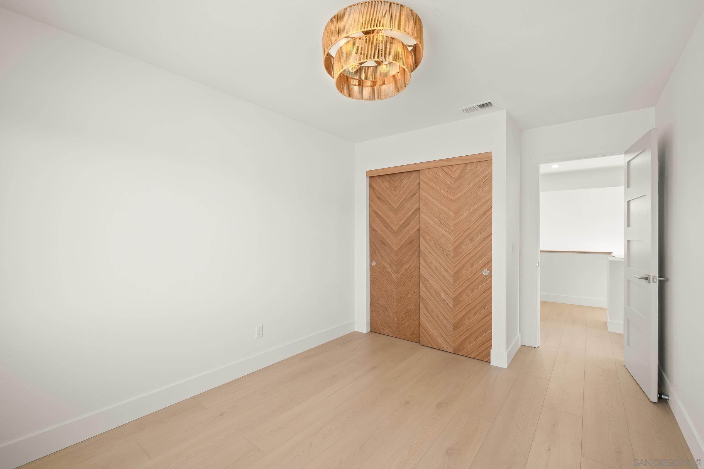 Detail Gallery Image 42 of 49 For 11579  Lorirae Pl, San Diego,  CA 92126 - 5 Beds | 3 Baths