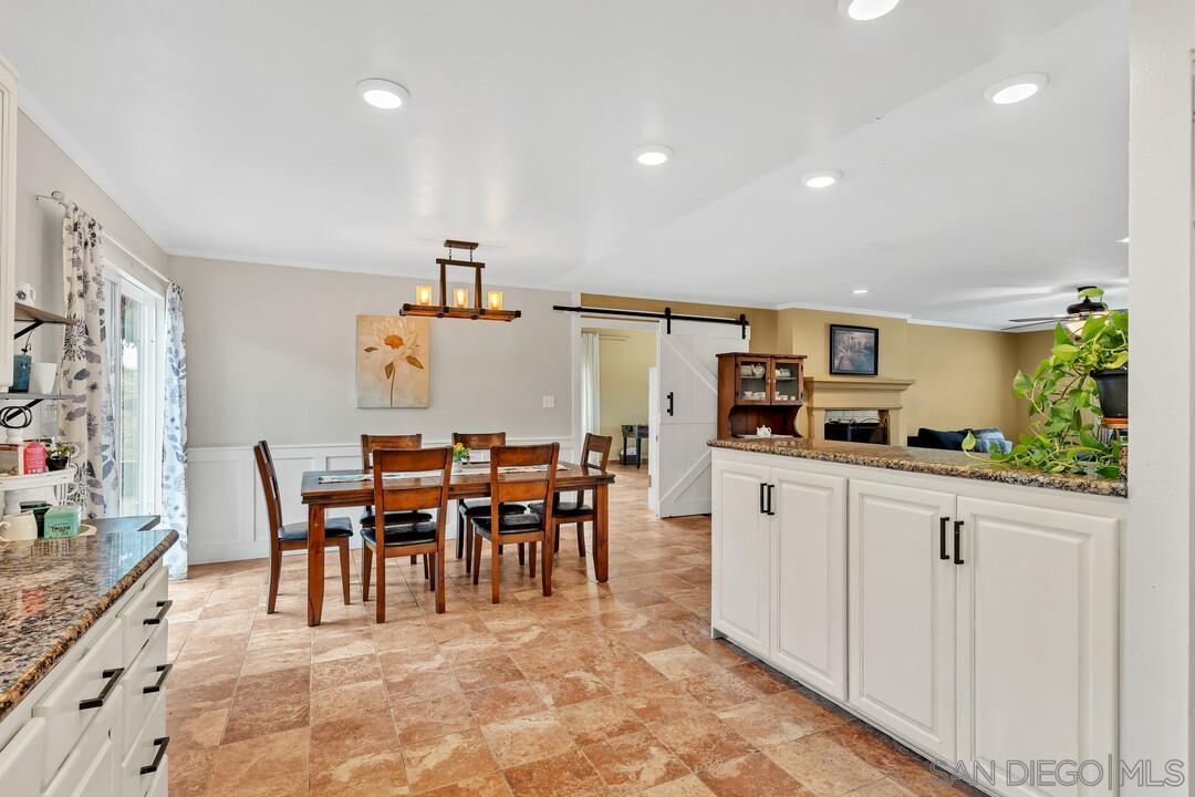 Detail Gallery Image 17 of 72 For 1255  Bermuda Pl, El Cajon,  CA 92021 - 3 Beds | 2/1 Baths