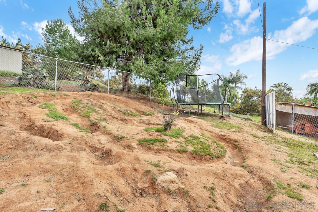 Detail Gallery Image 48 of 72 For 1255  Bermuda Pl, El Cajon,  CA 92021 - 3 Beds | 2/1 Baths