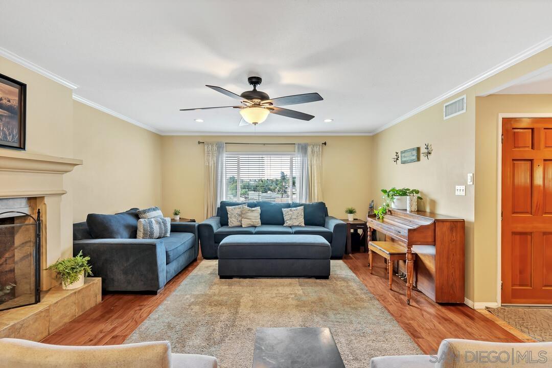 Detail Gallery Image 8 of 72 For 1255  Bermuda Pl, El Cajon,  CA 92021 - 3 Beds | 2/1 Baths