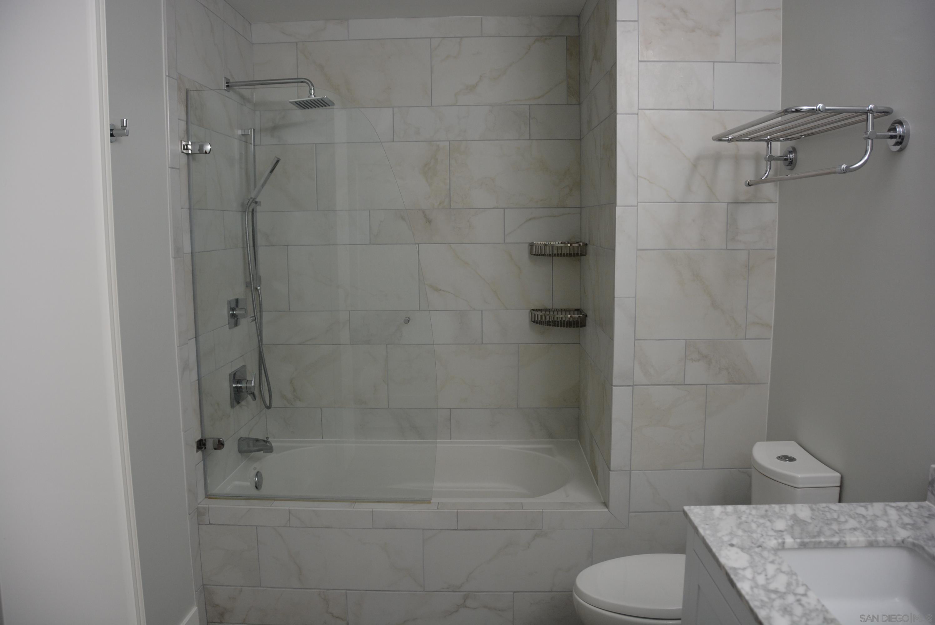 Detail Gallery Image 3 of 3 For 1150  J St  415, San Diego,  CA 92101 - 1 Beds | 1 Baths