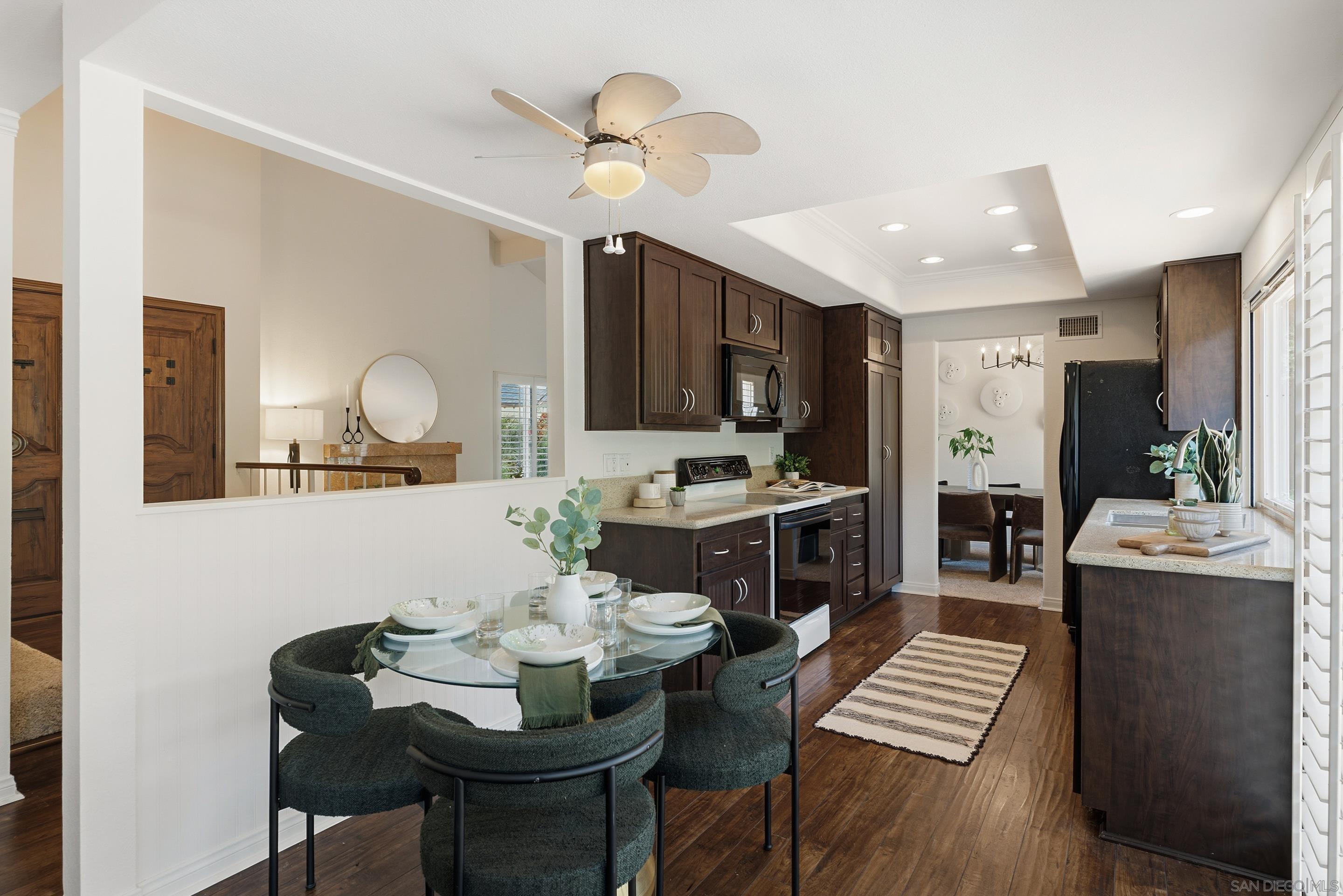 Detail Gallery Image 17 of 44 For 4676  Huggins, San Diego,  CA 92122 - 3 Beds | 2/1 Baths