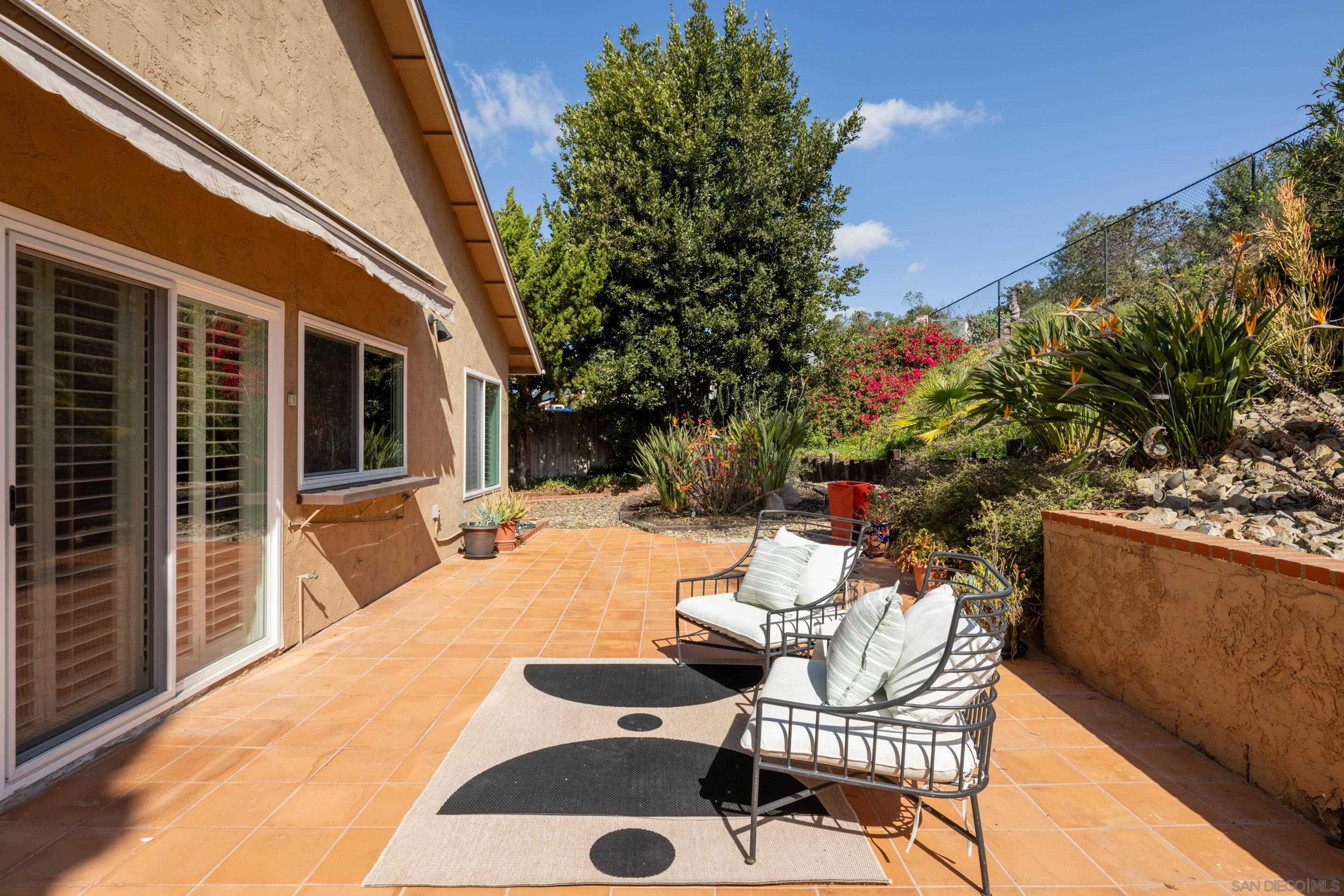 Detail Gallery Image 29 of 44 For 4676  Huggins, San Diego,  CA 92122 - 3 Beds | 2/1 Baths