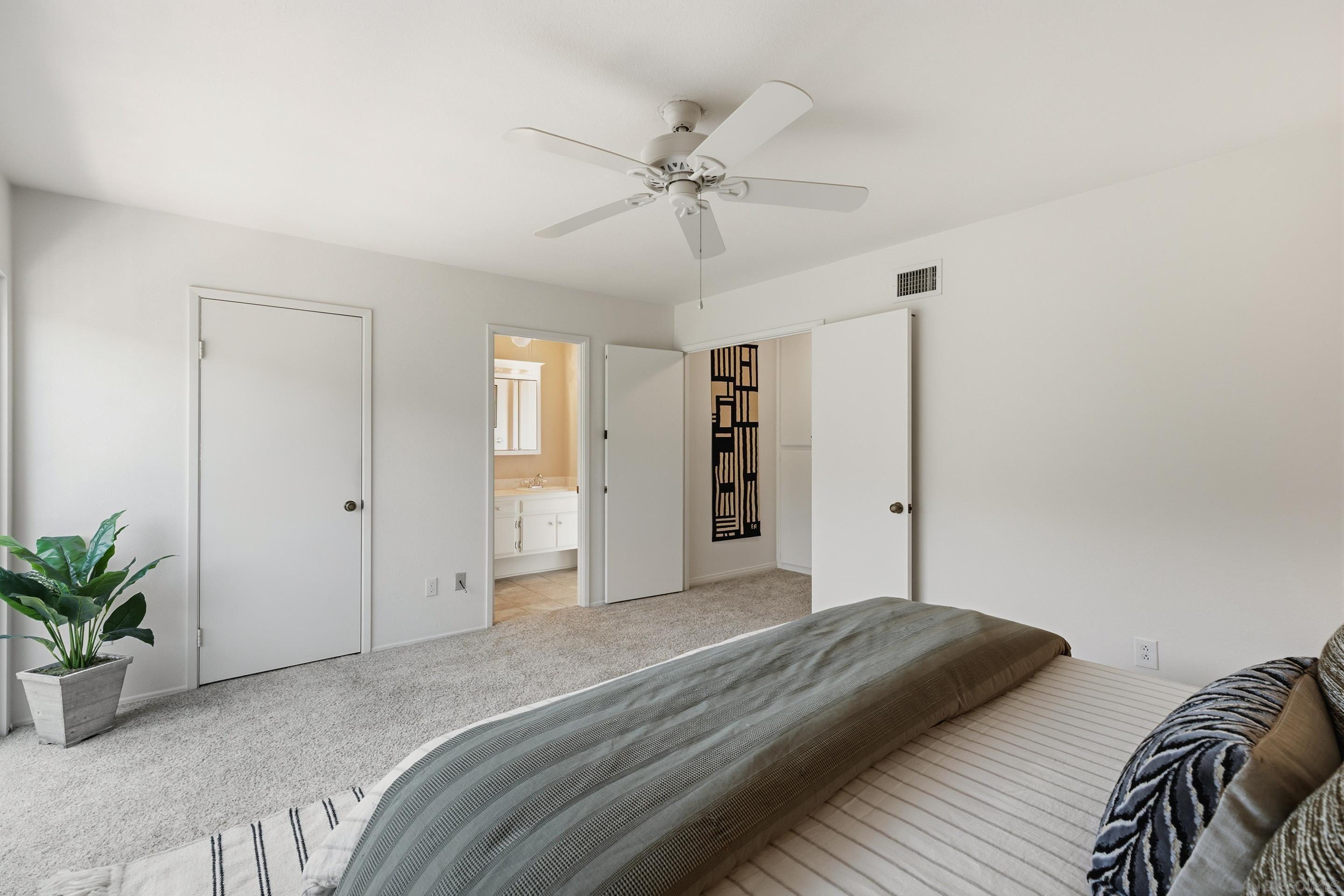 Detail Gallery Image 32 of 44 For 4676  Huggins, San Diego,  CA 92122 - 3 Beds | 2/1 Baths