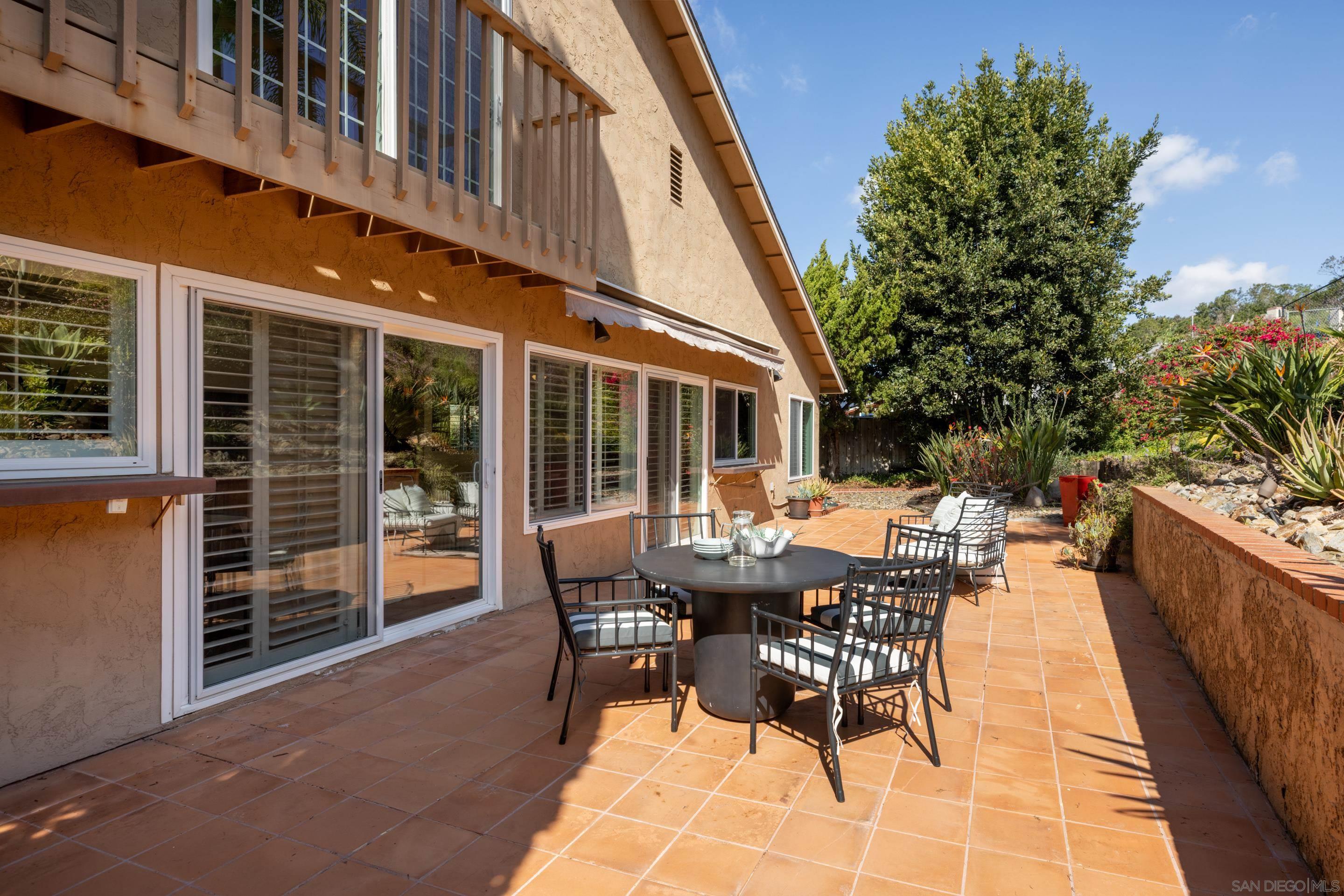 Detail Gallery Image 38 of 44 For 4676  Huggins, San Diego,  CA 92122 - 3 Beds | 2/1 Baths