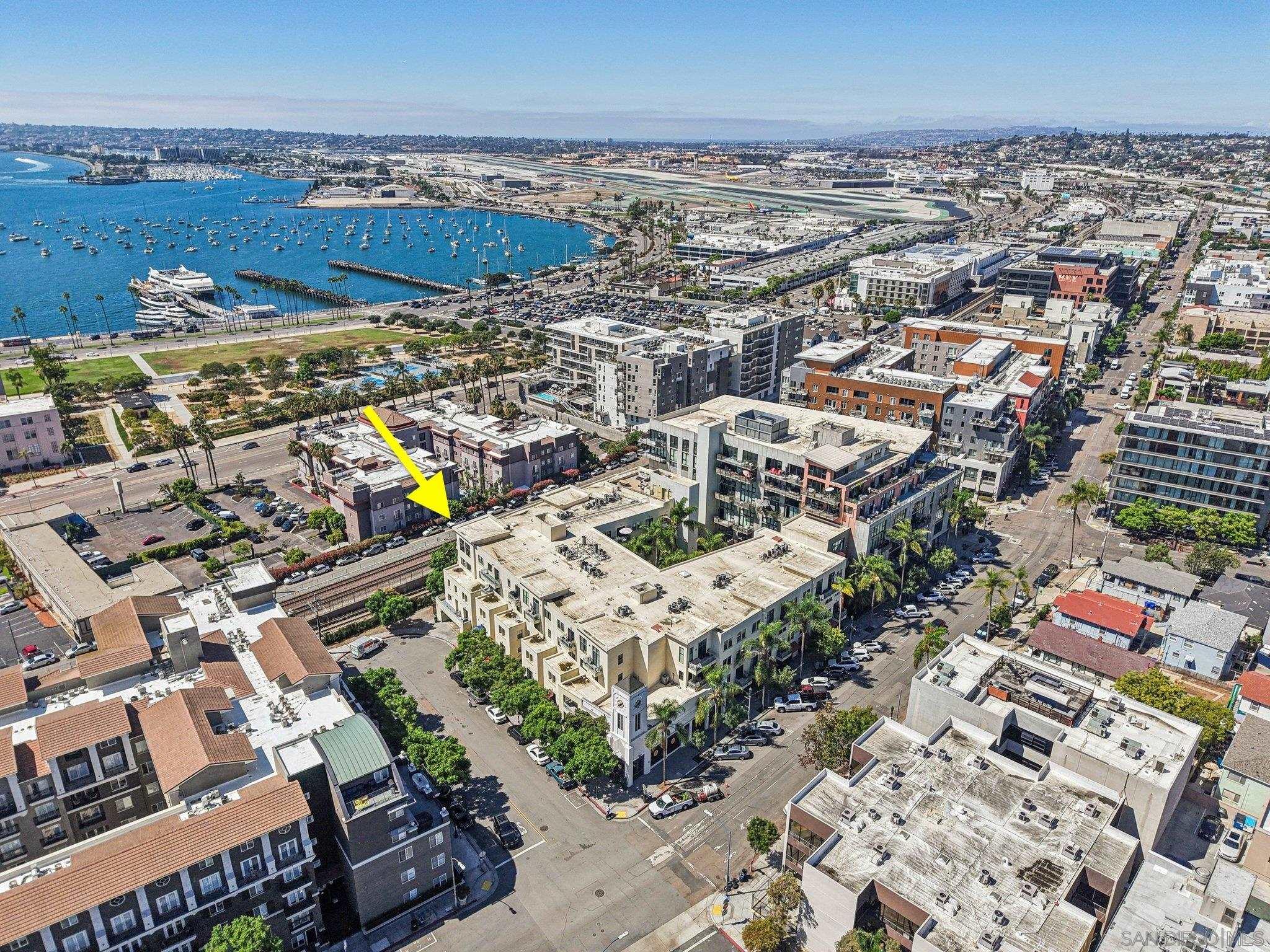 Detail Gallery Image 5 of 58 For 1750  Kettner Blvd  #414,  San Diego,  CA 92101 - 2 Beds | 2/1 Baths