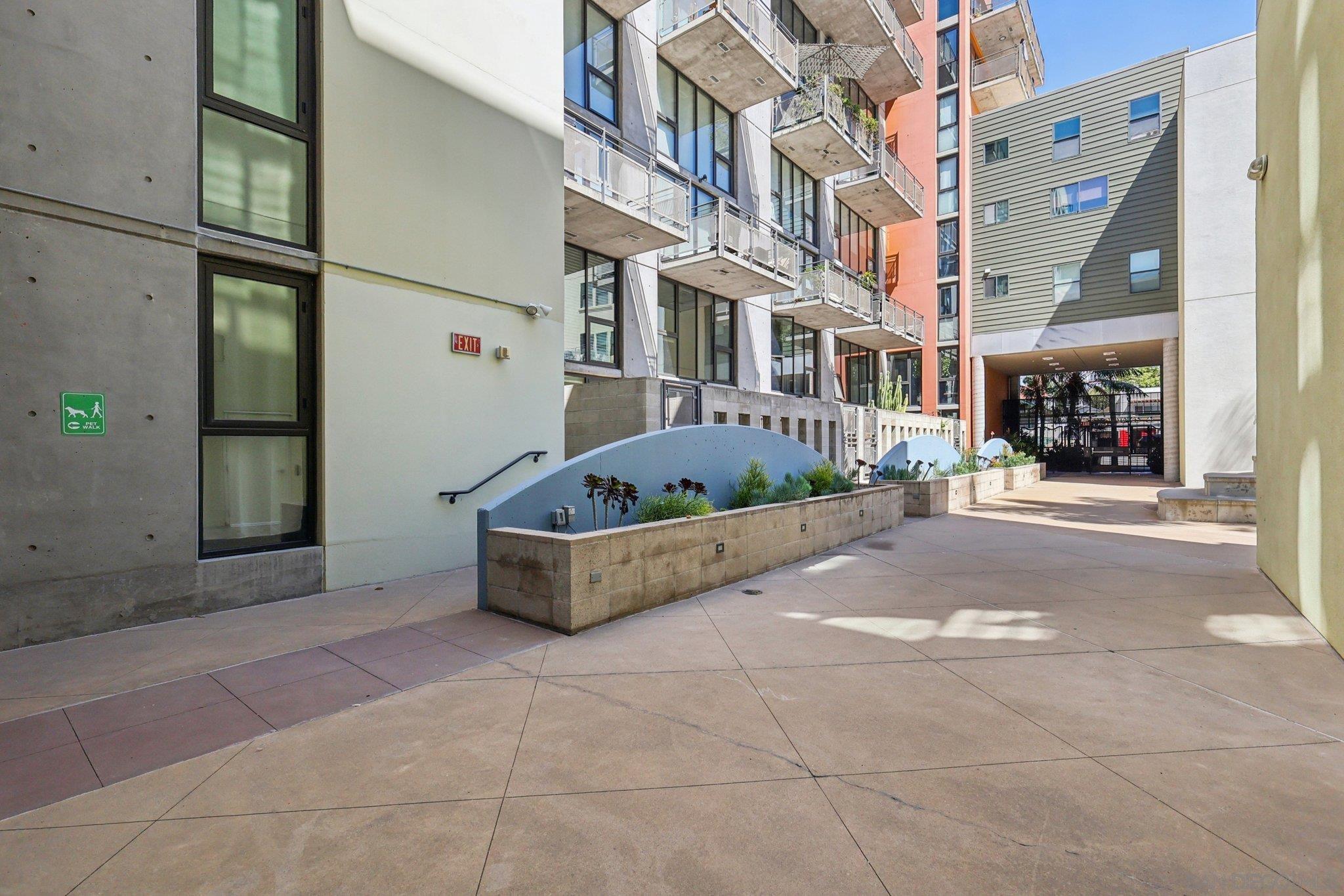 Detail Gallery Image 57 of 58 For 1750  Kettner Blvd  #414,  San Diego,  CA 92101 - 2 Beds | 2/1 Baths