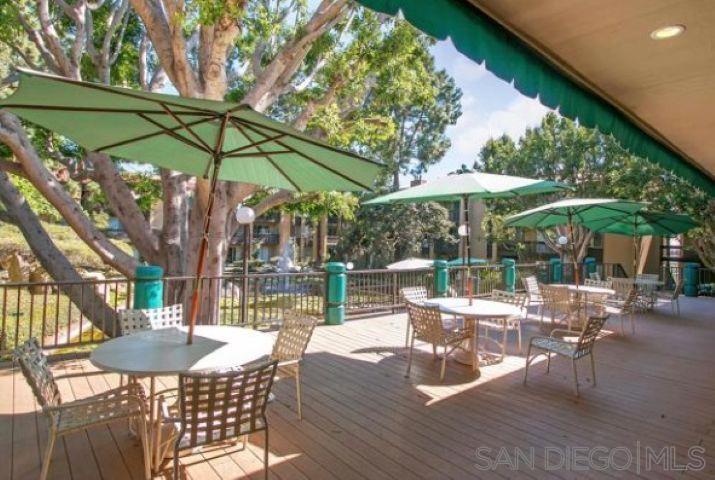 Detail Gallery Image 13 of 21 For 4600  Lamont St  #204,  San Diego,  CA 92109 - 2 Beds | 2 Baths