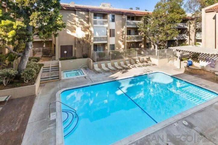 Detail Gallery Image 20 of 35 For 4600  Lamont St  #204,  San Diego,  CA 92109 - 2 Beds | 2 Baths