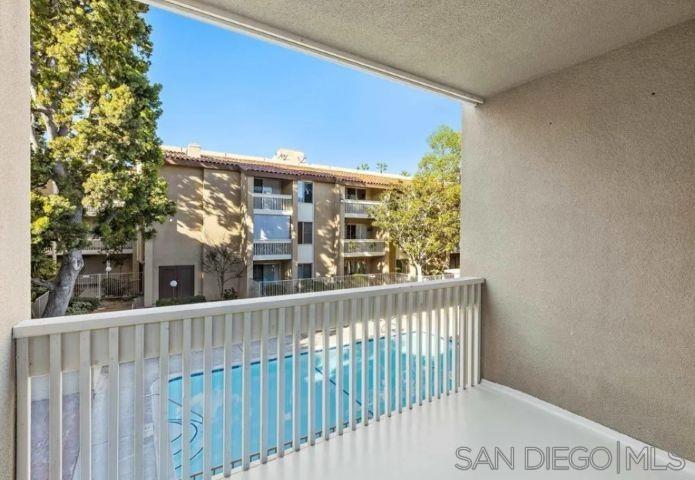 Detail Gallery Image 10 of 21 For 4600  Lamont St  #204,  San Diego,  CA 92109 - 2 Beds | 2 Baths