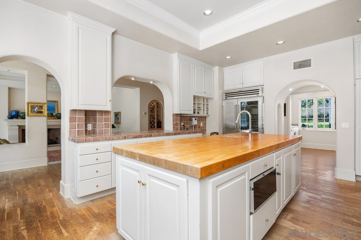 Detail Gallery Image 12 of 49 For 6294  Calle Del Campanario, Rancho Santa Fe,  CA 92067 - 4 Beds | 3/1 Baths