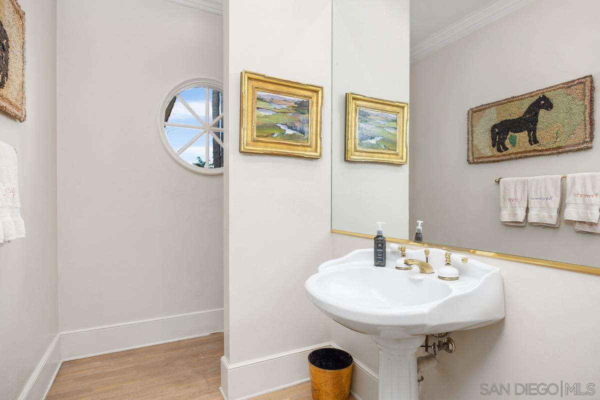 Detail Gallery Image 21 of 49 For 6294  Calle Del Campanario, Rancho Santa Fe,  CA 92067 - 4 Beds | 3/1 Baths