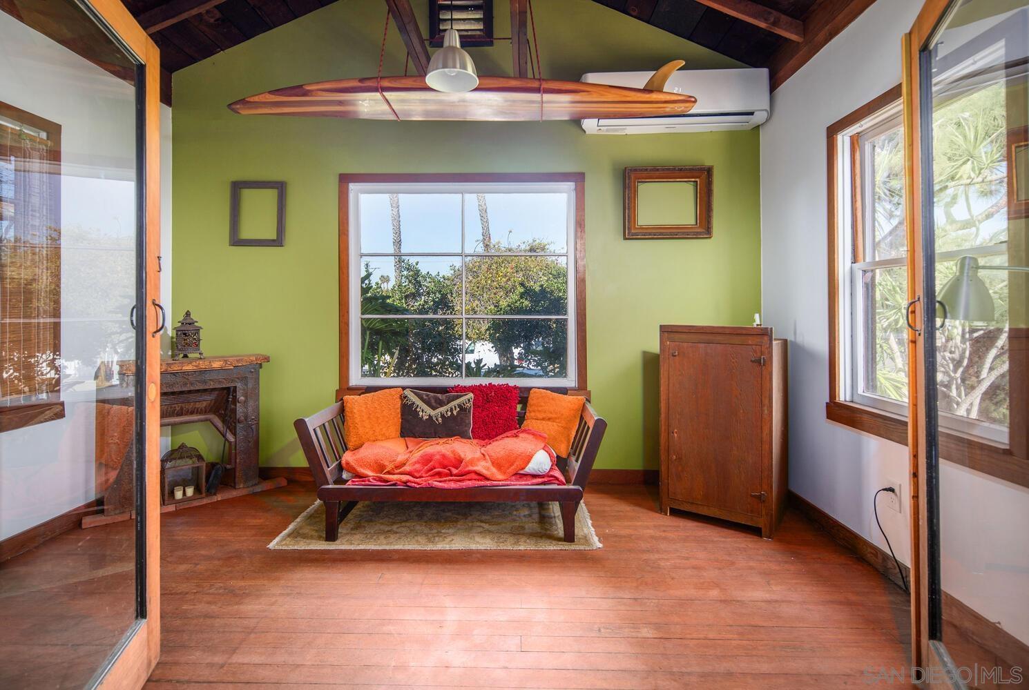 Detail Gallery Image 5 of 22 For 432 E 5th St, National City,  CA 91950 - 3 Beds | 1 Baths