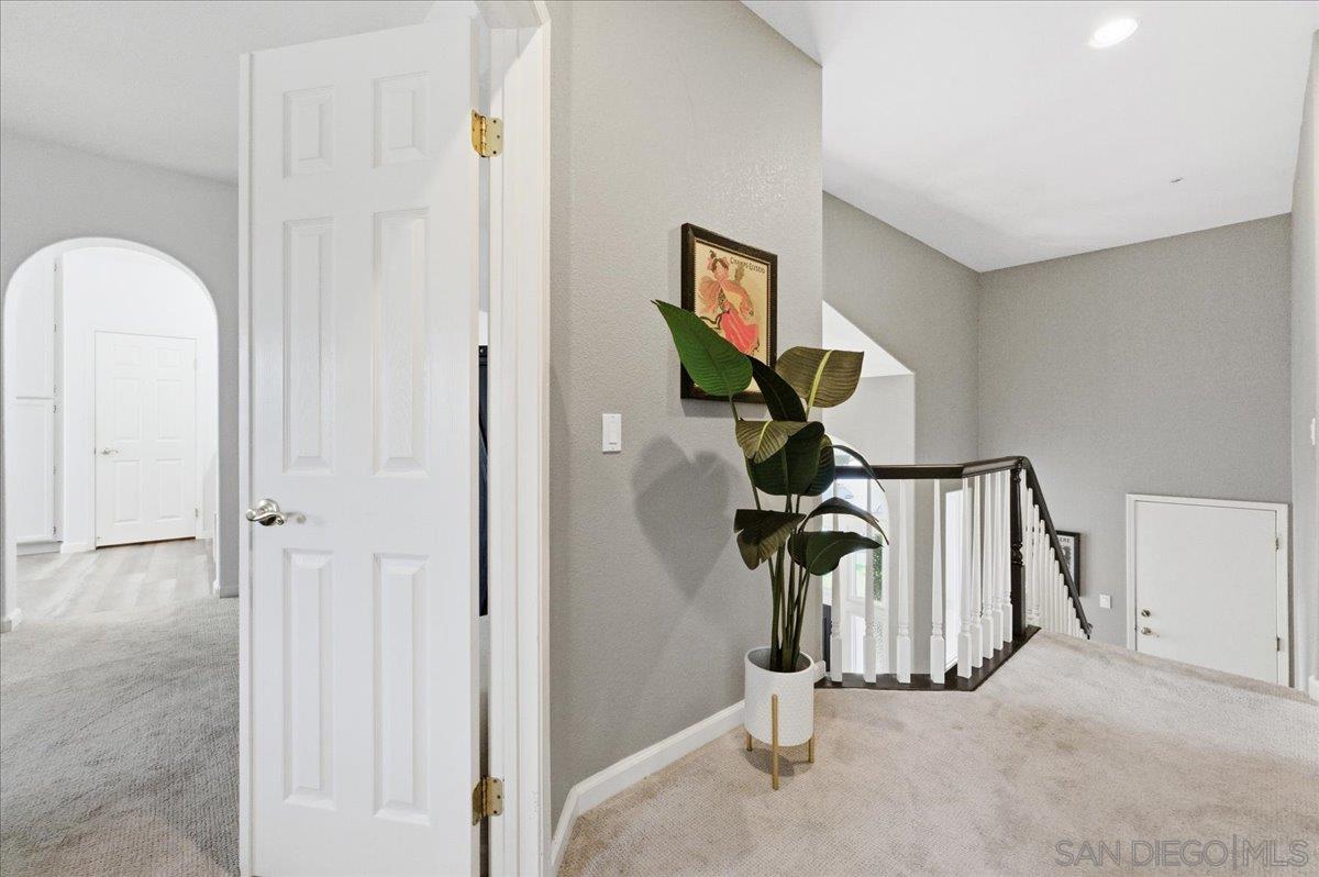 Detail Gallery Image 21 of 61 For 2701  Isham Springs Ct, Spring Valley,  CA 91977 - 3 Beds | 2/1 Baths