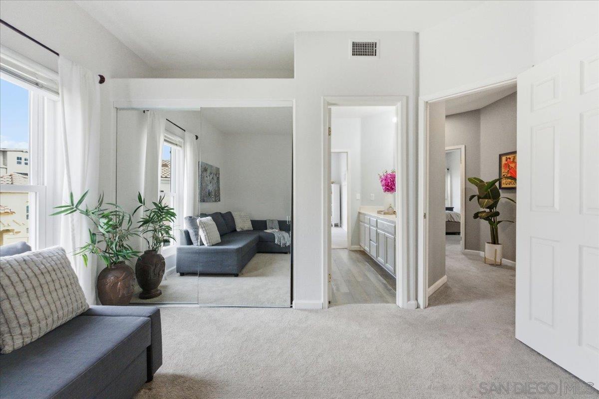 Detail Gallery Image 23 of 61 For 2701  Isham Springs Ct, Spring Valley,  CA 91977 - 3 Beds | 2/1 Baths