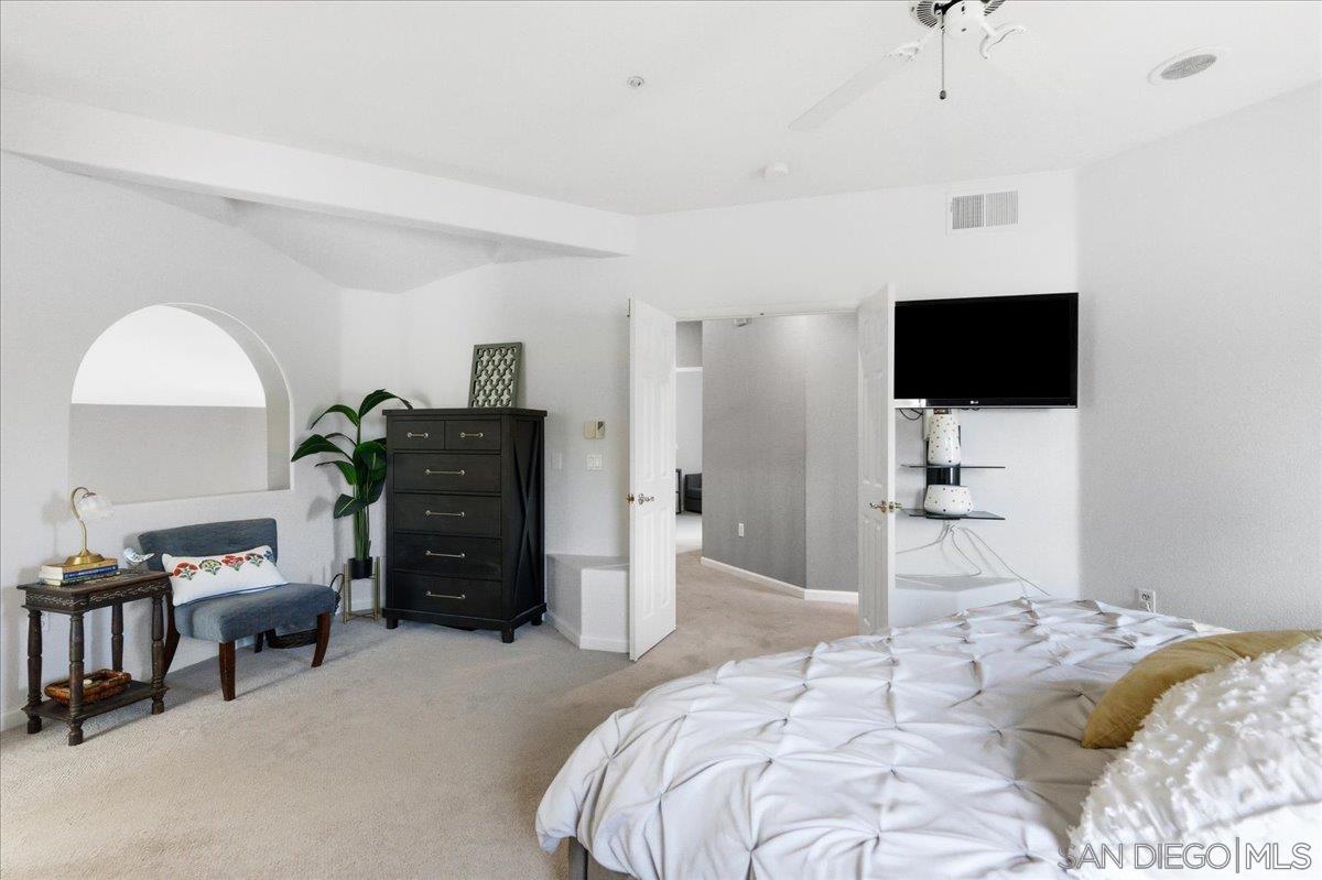 Detail Gallery Image 29 of 61 For 2701  Isham Springs Ct, Spring Valley,  CA 91977 - 3 Beds | 2/1 Baths